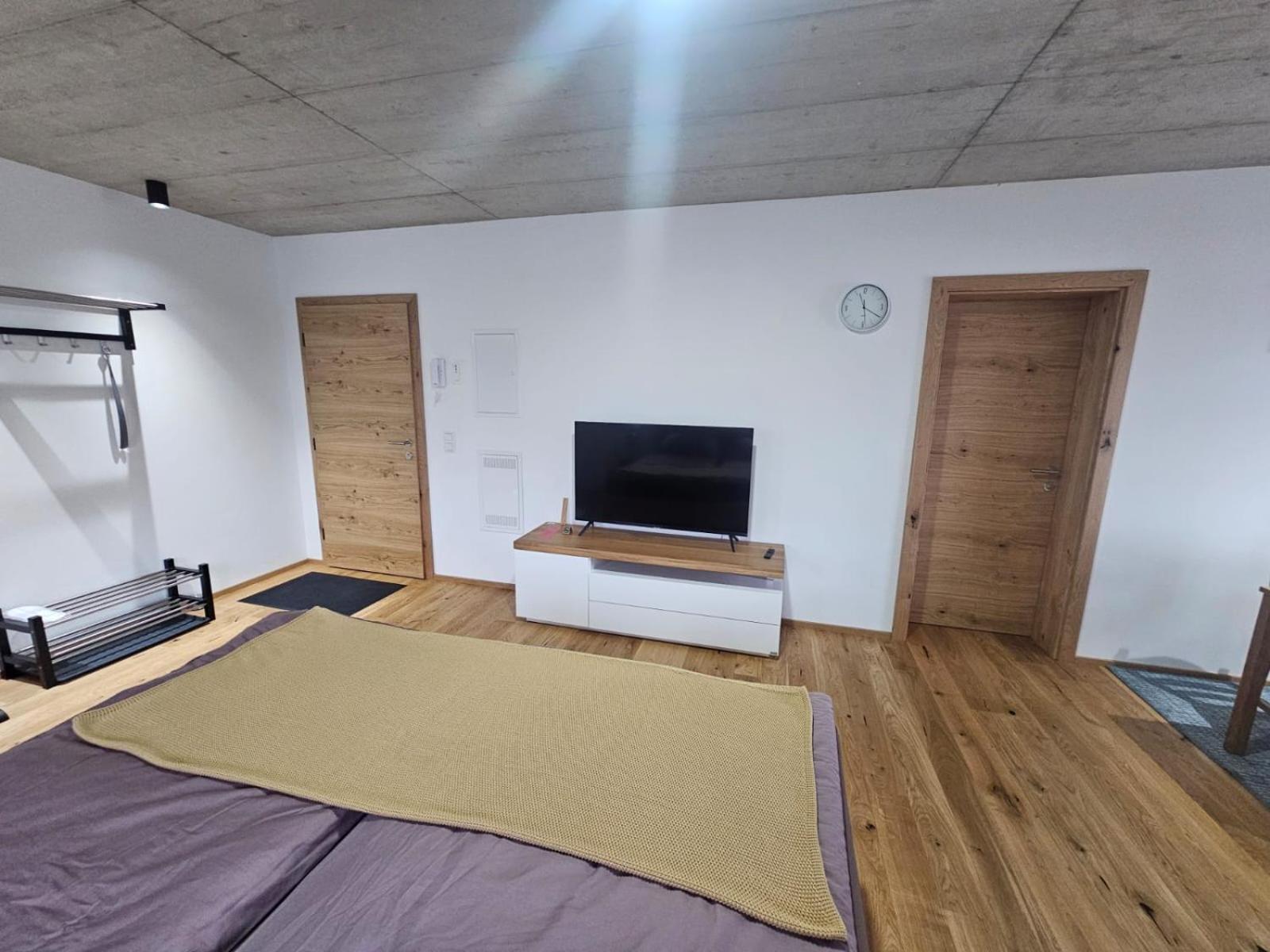 Hoch2 Apartment - Modern, komfortabel & 24h Self-Check-in mit Parkplatz