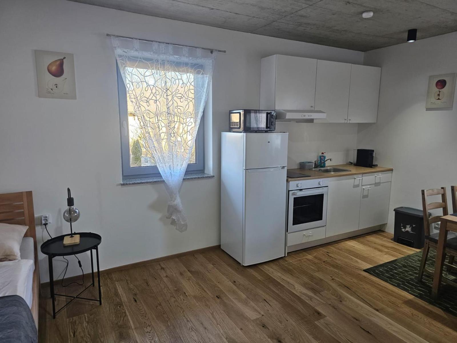 Hoch2 Apartment - Modern, komfortabel & 24h Self-Check-in mit Parkplatz