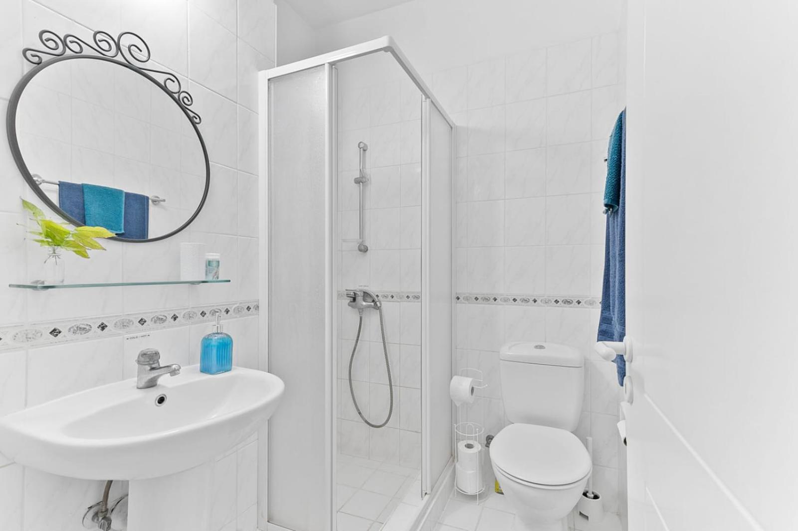 Limnaria Gardens Cozy Apartment by VICHY Holidays