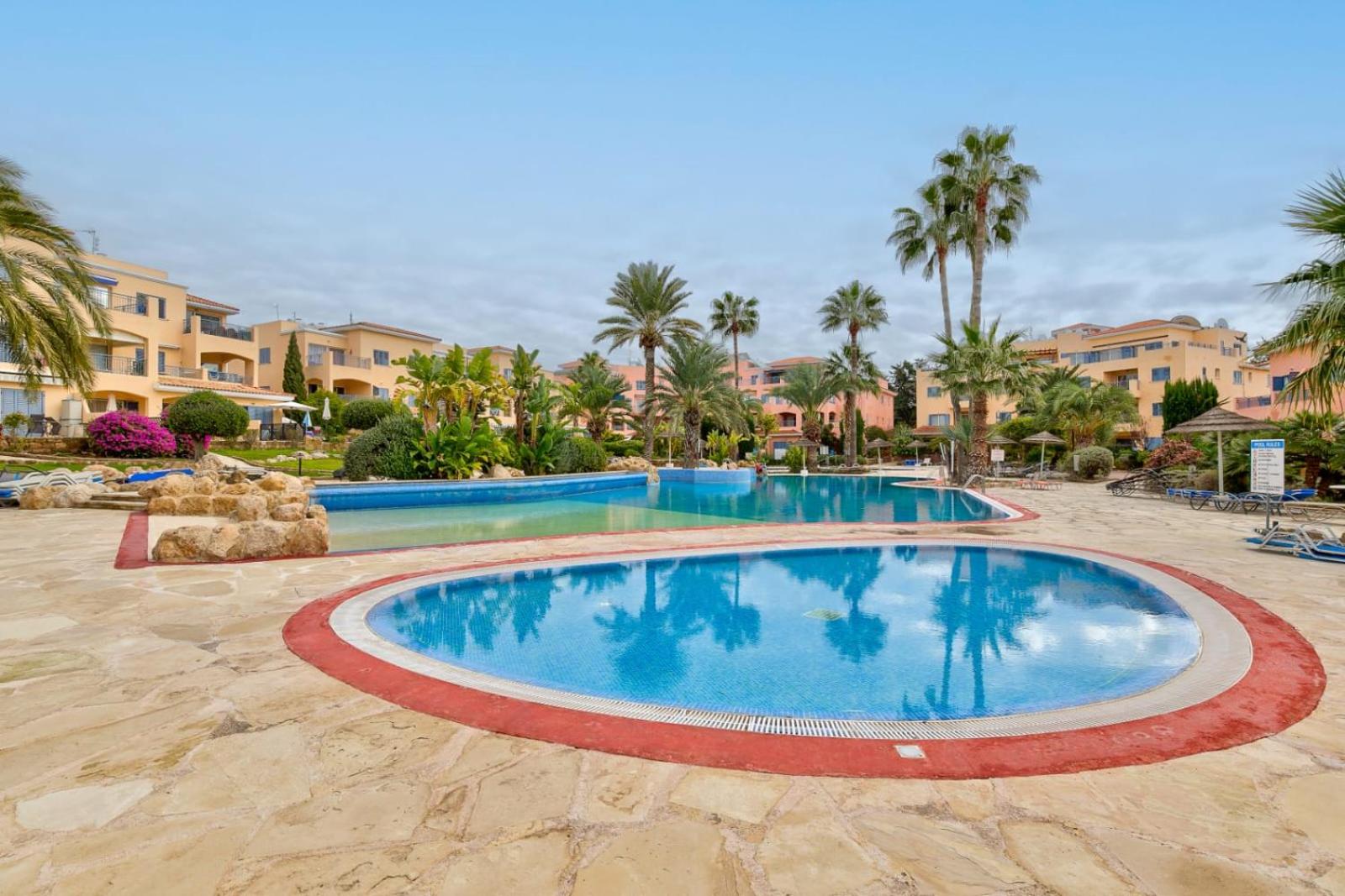 Limnaria Gardens Cozy Apartment by VICHY Holidays