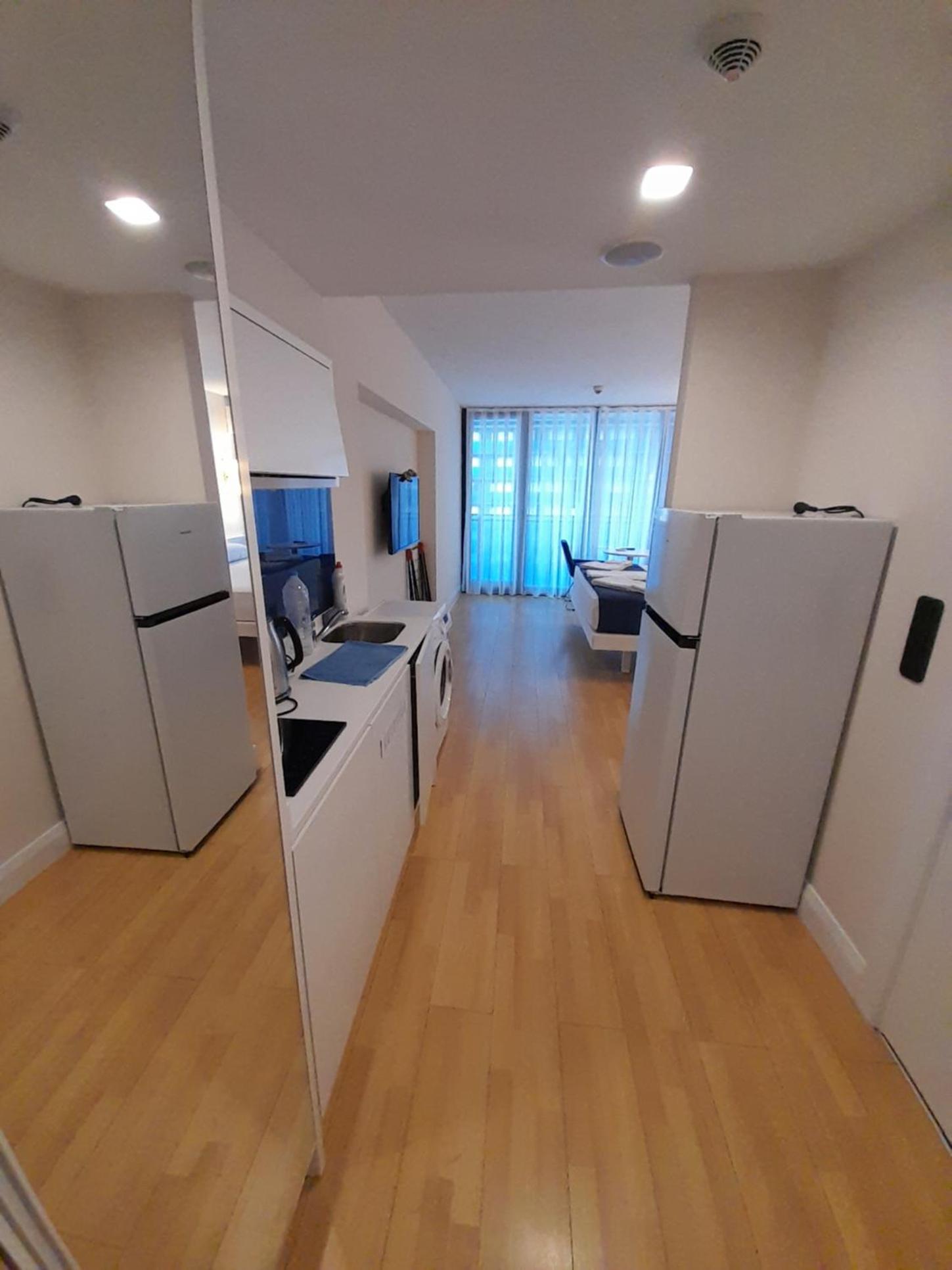 Orbi City C Blok Twin Towers Seascape 1 Room House By ERDEM view 4
