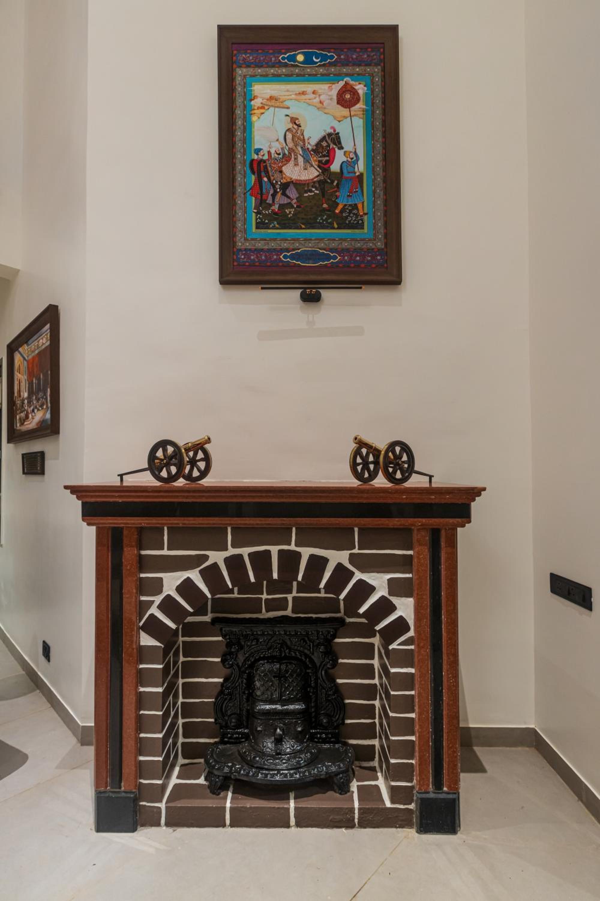 SaffronStays Kaleidoscope, 4BR heated pool villa in Mulshi