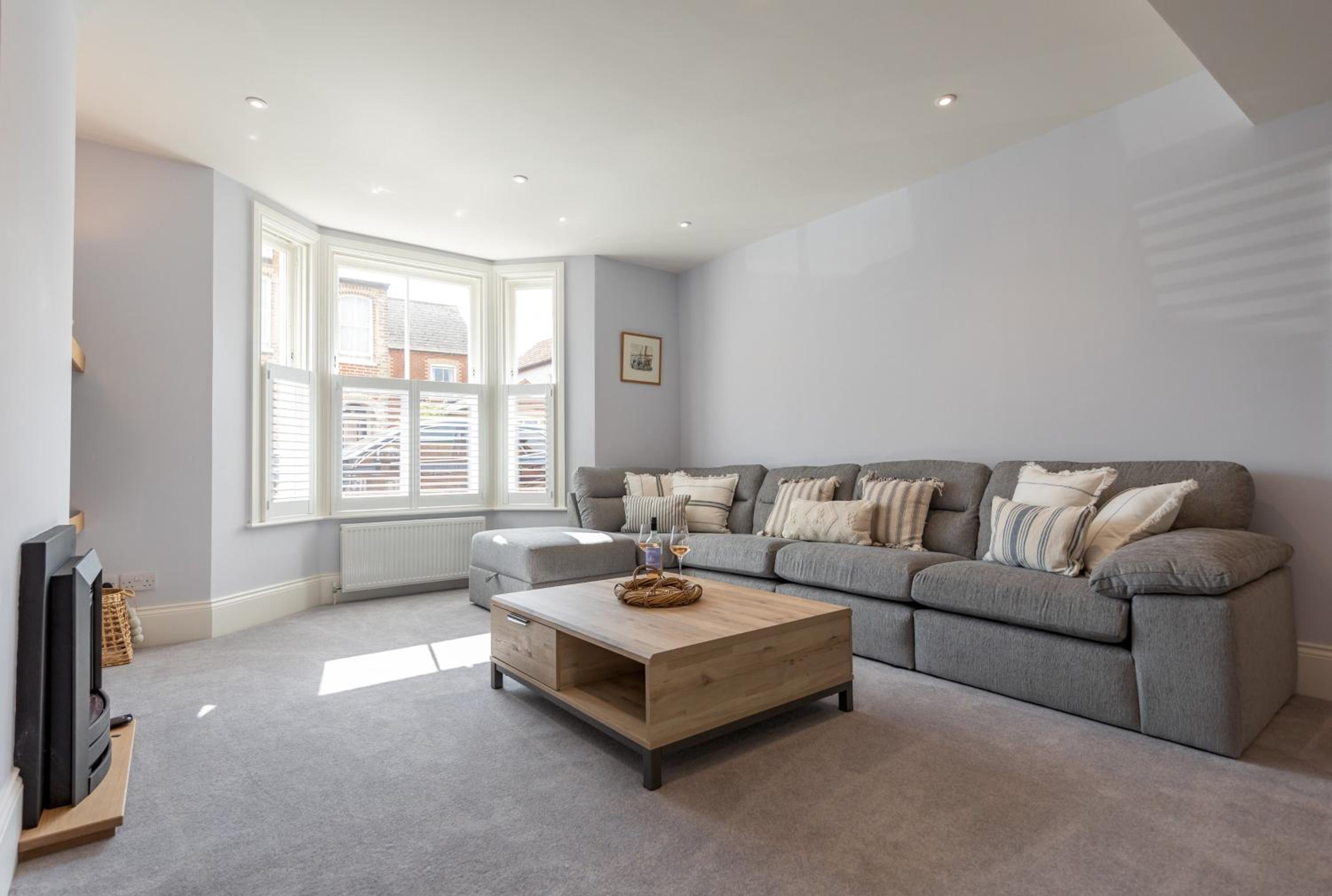 9 Salisbury Road view 3