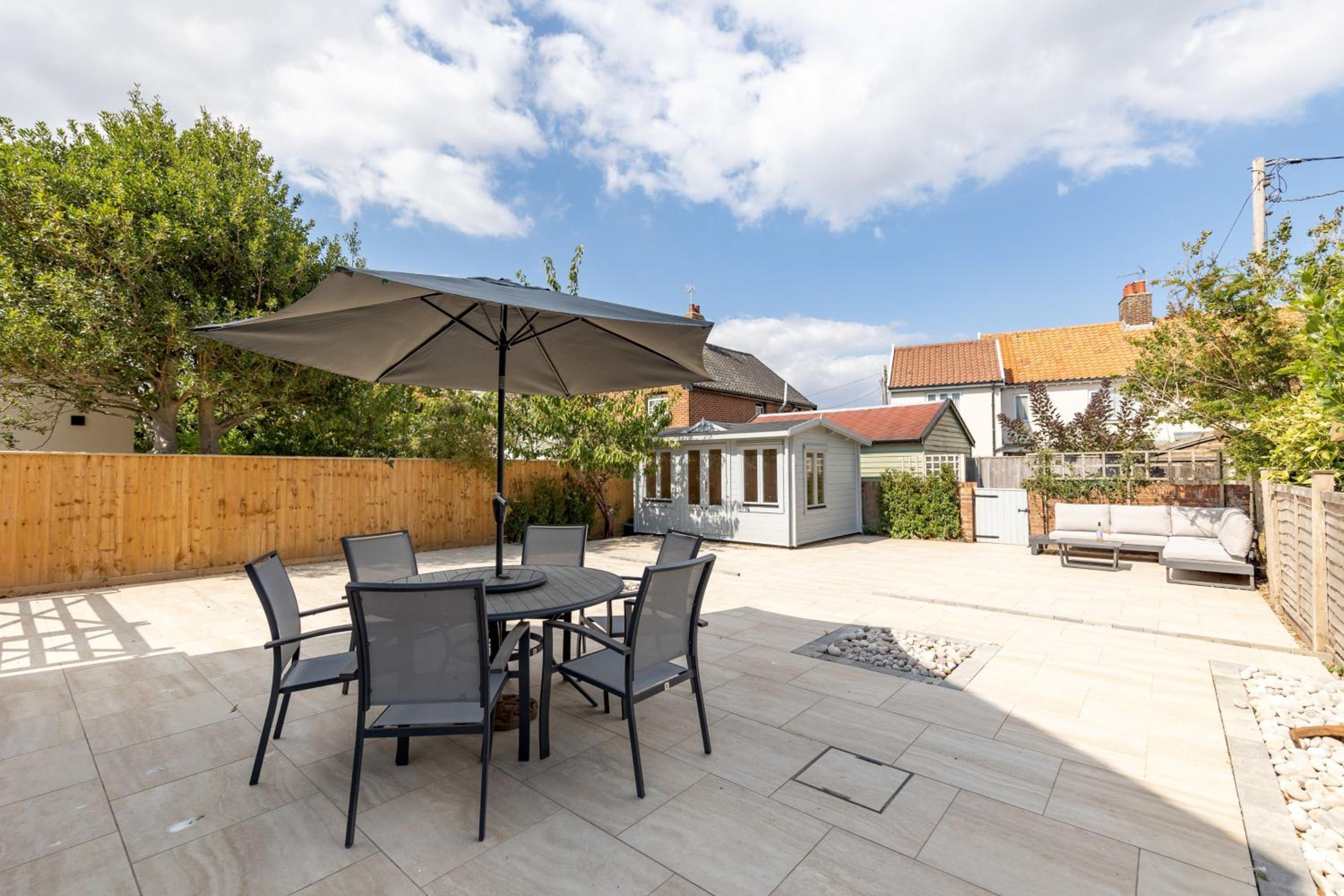 9 Salisbury Road view 4