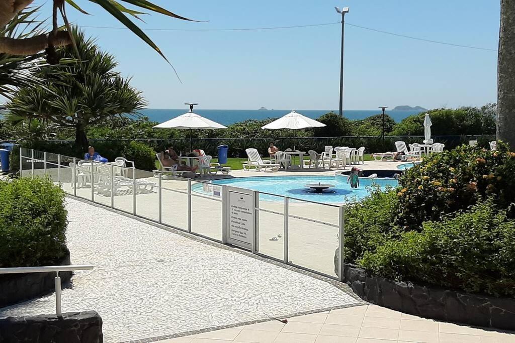 Condominio Agua Marinha, Praia Brava; 3 quartos, frente mar,