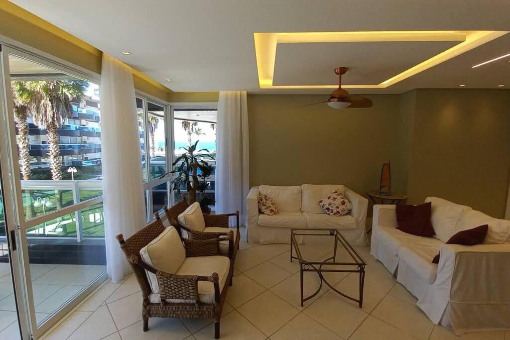 Condominio Agua Marinha, Praia Brava; 3 quartos, frente mar,
