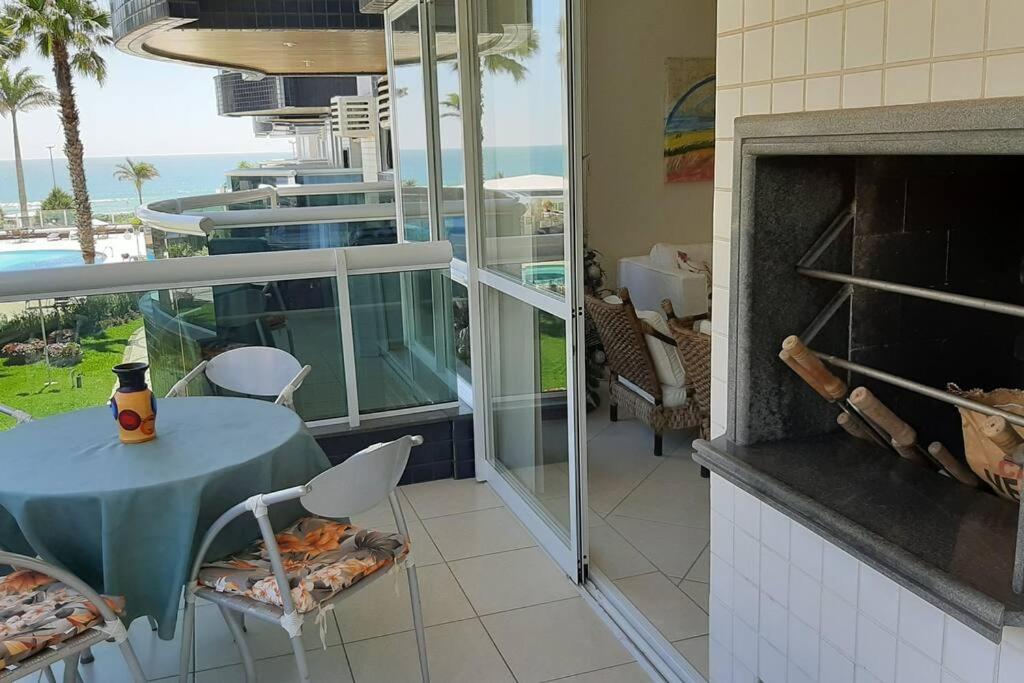 Condominio Agua Marinha, Praia Brava; 3 quartos, frente mar,