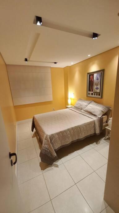 Condominio Agua Marinha, Praia Brava; 3 quartos, frente mar,