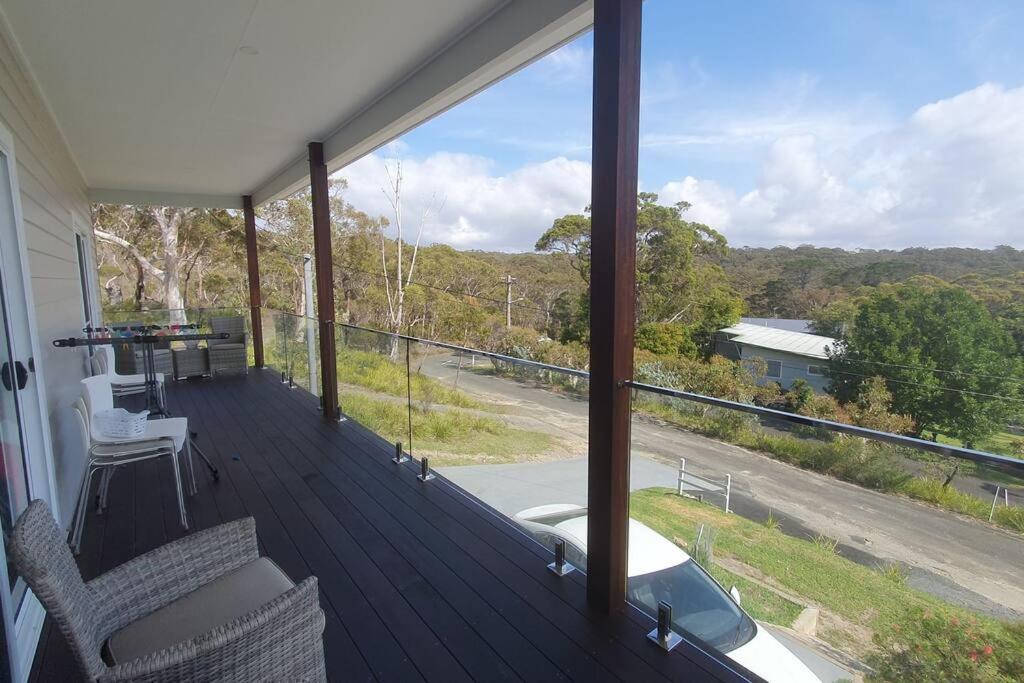 Newly Renovated Hyams Beach Cottage