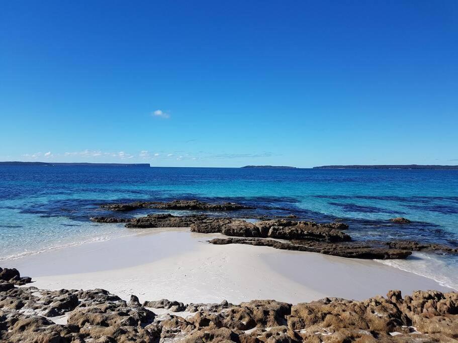 Newly Renovated Hyams Beach Cottage