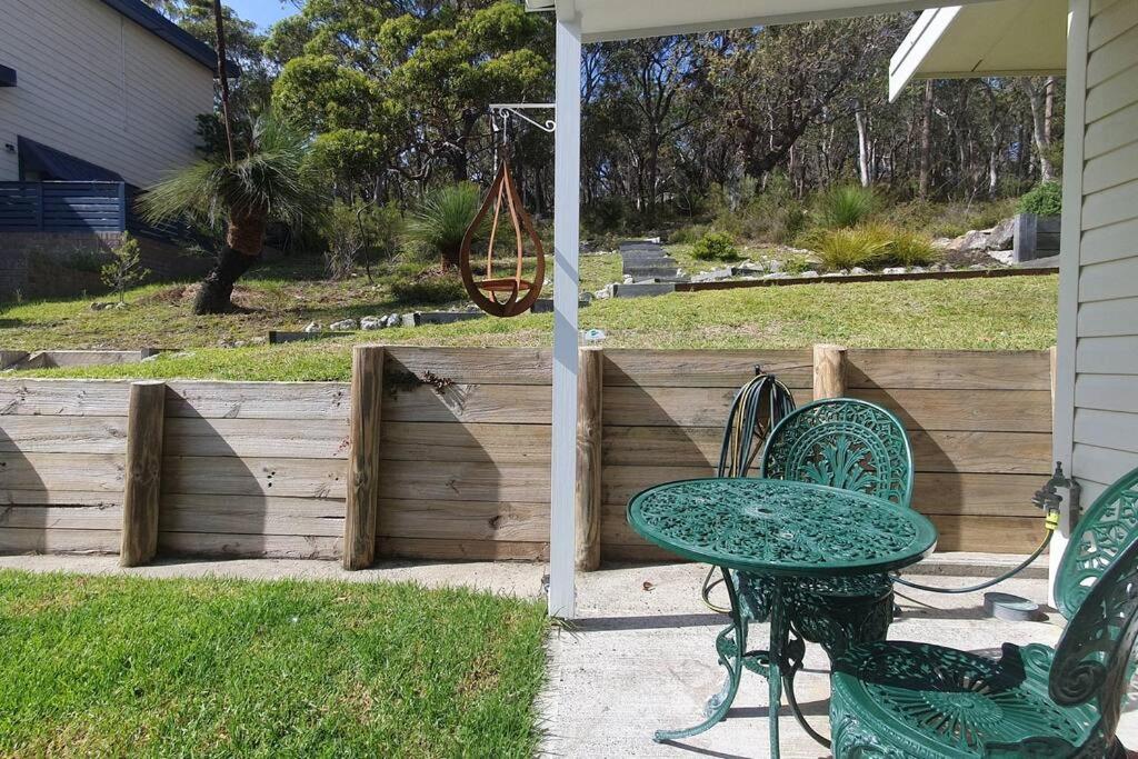 Newly Renovated Hyams Beach Cottage