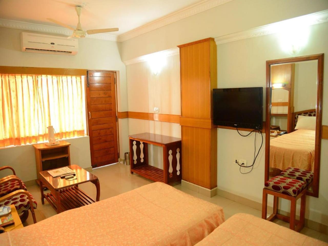 Hotel City Tower view 5