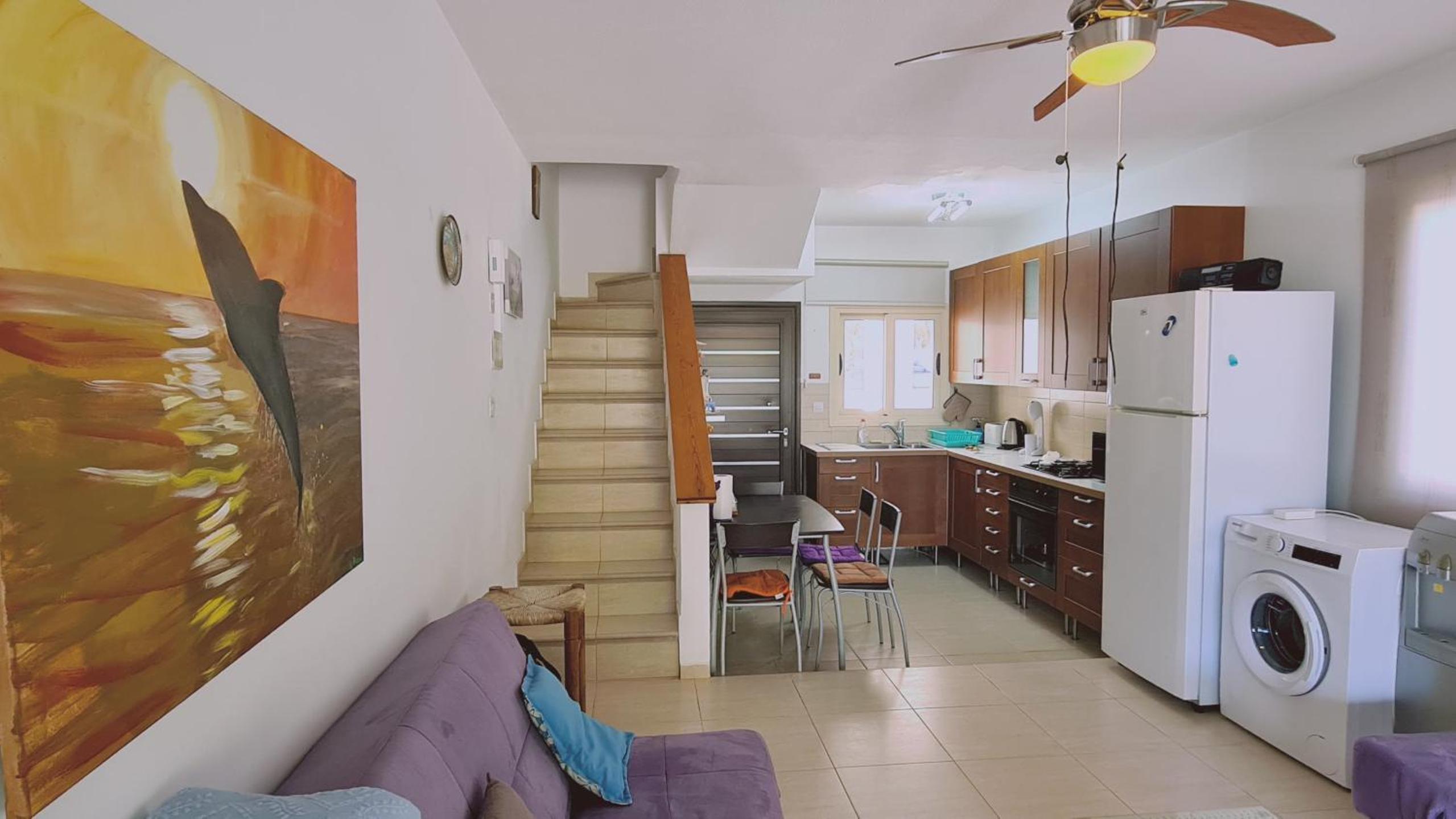 STAY Crystal Waves Maisonette