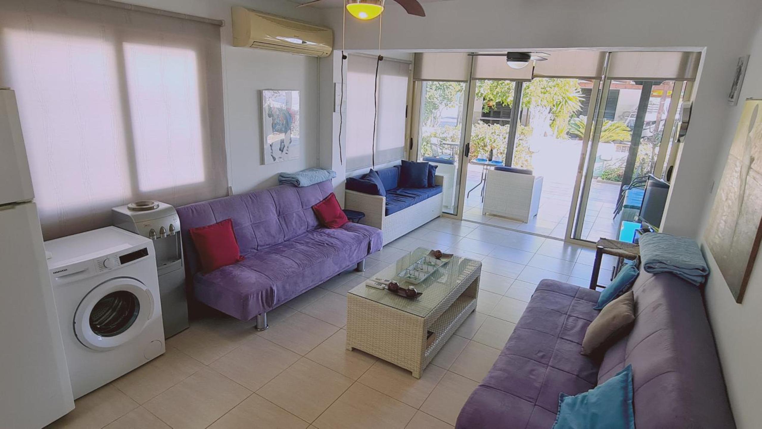STAY Crystal Waves Maisonette