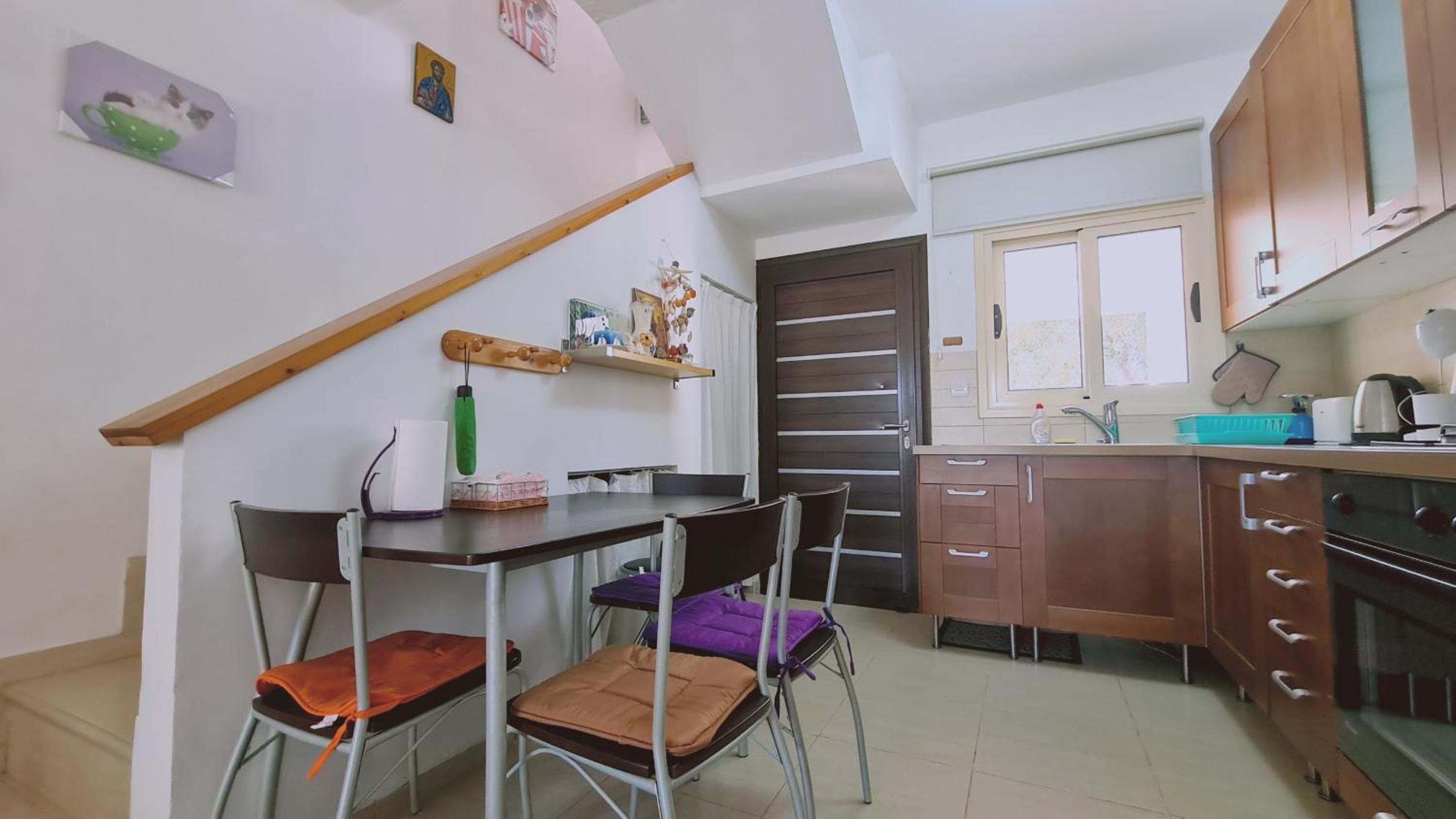 STAY Crystal Waves Maisonette