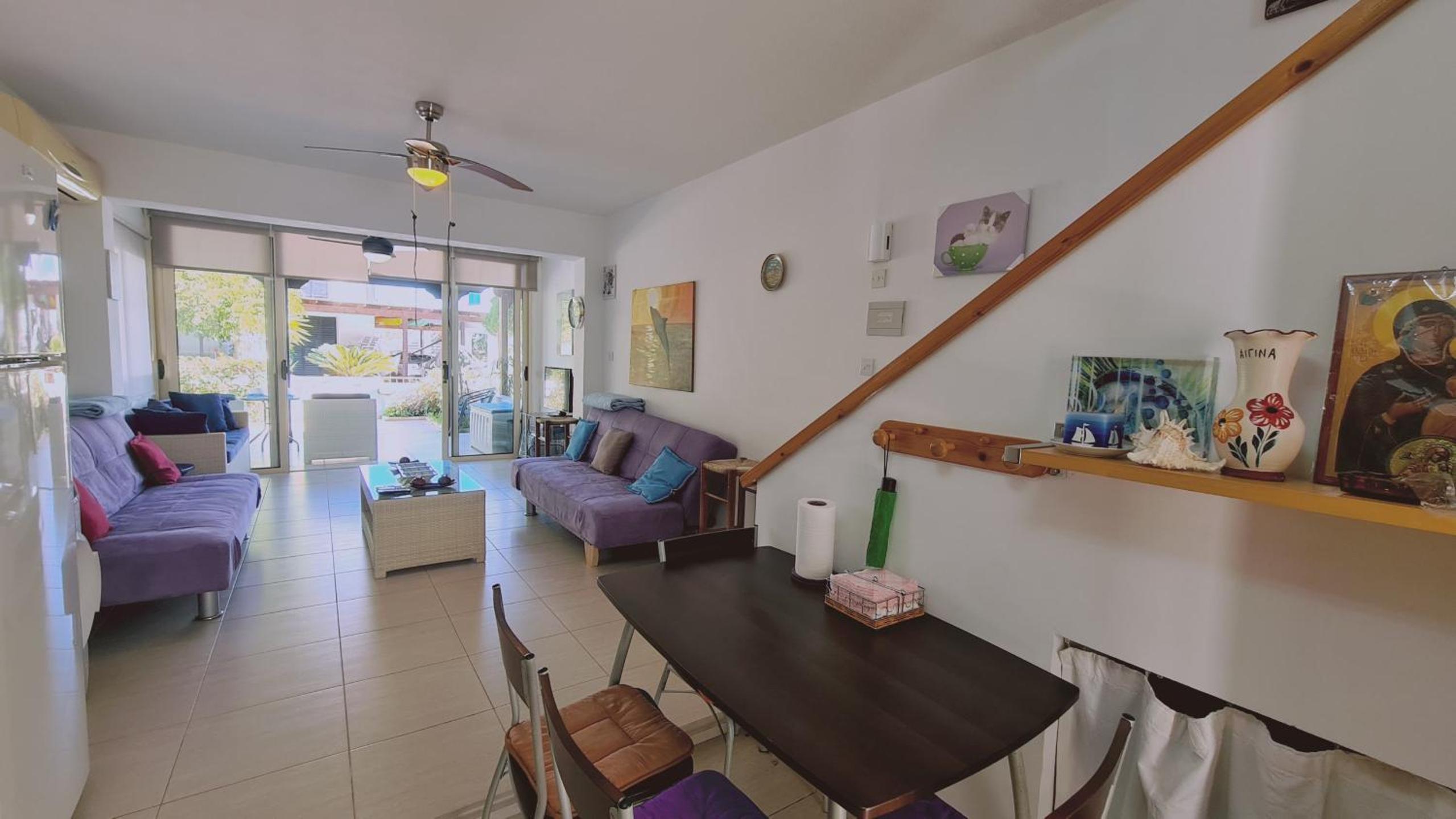 STAY Crystal Waves Maisonette