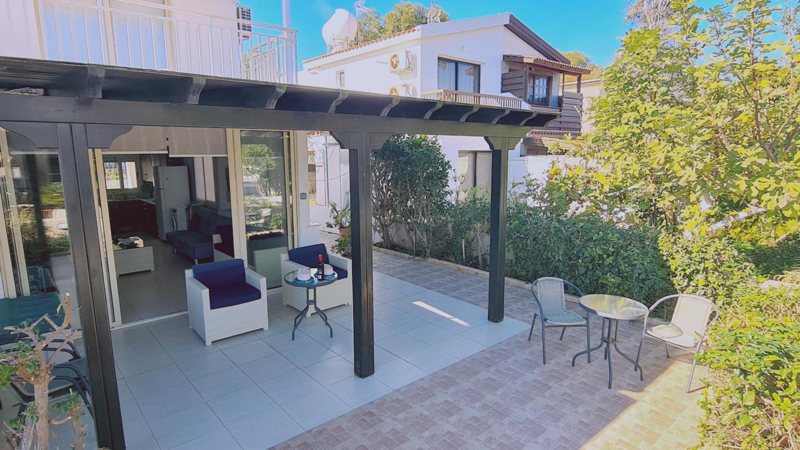 STAY Crystal Waves Maisonette