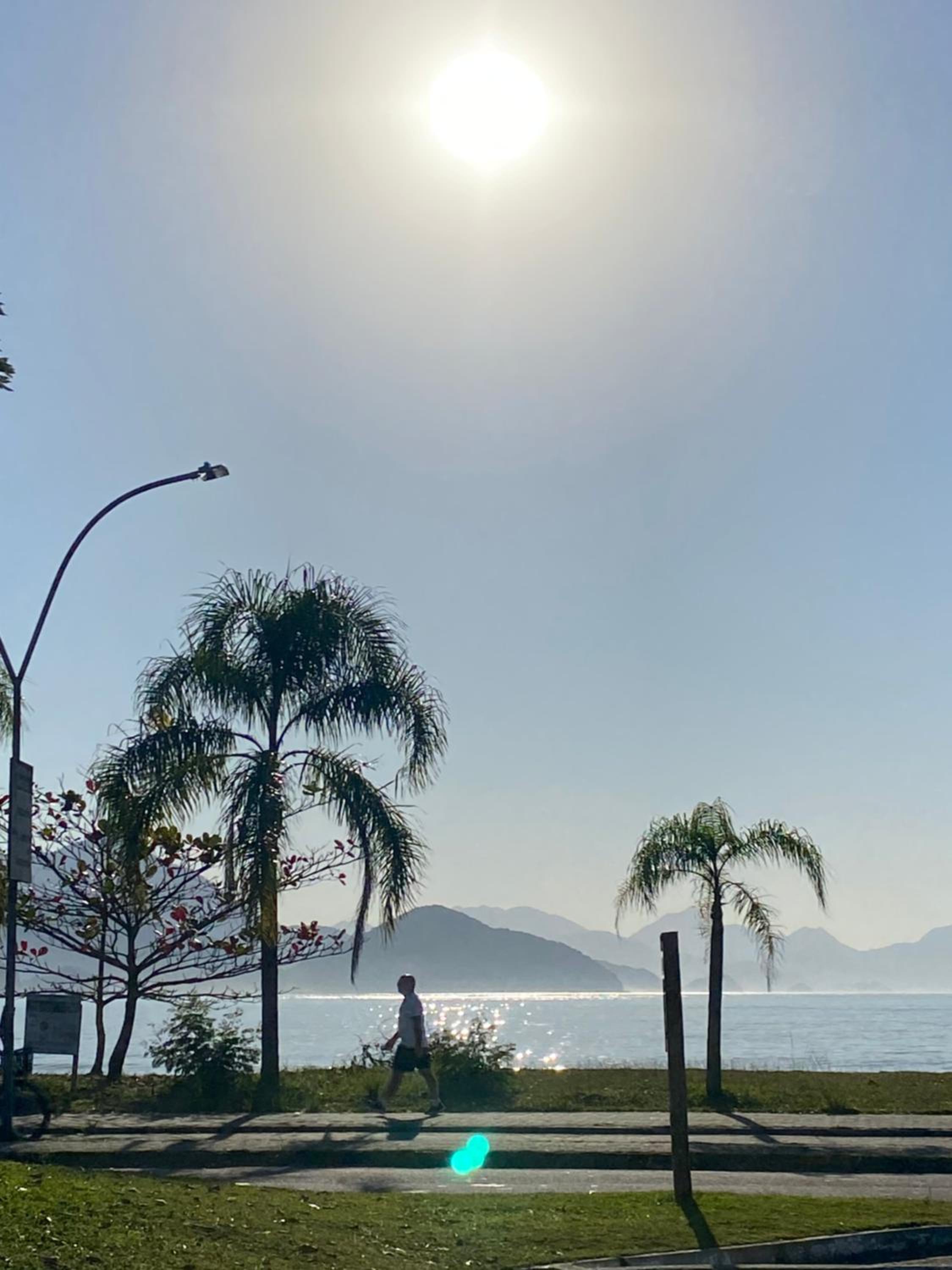 Suítes em Itaguá Aqui é Seu Lugar