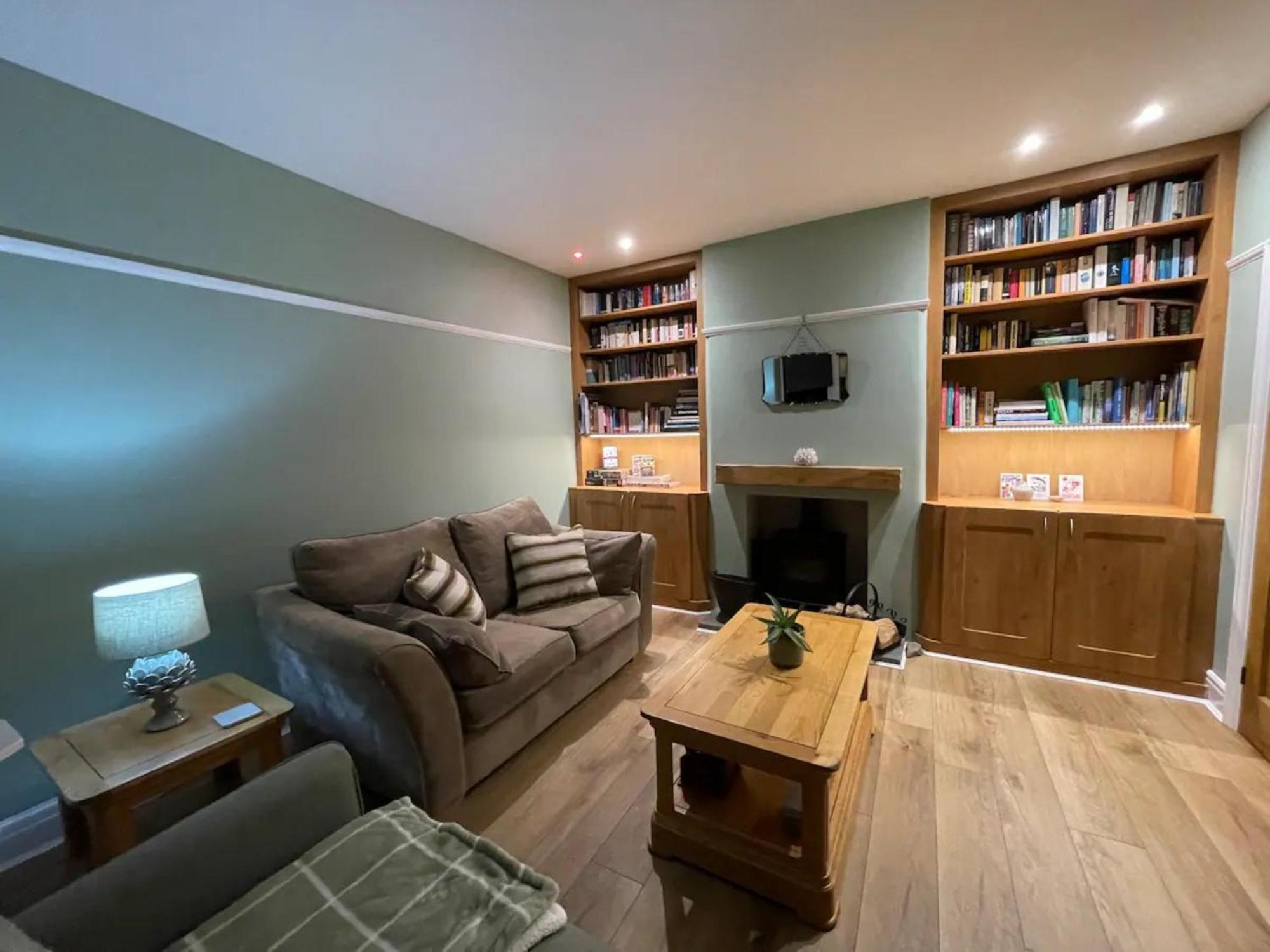 Glossop Retreat - Pet Friendly Perfect for 6