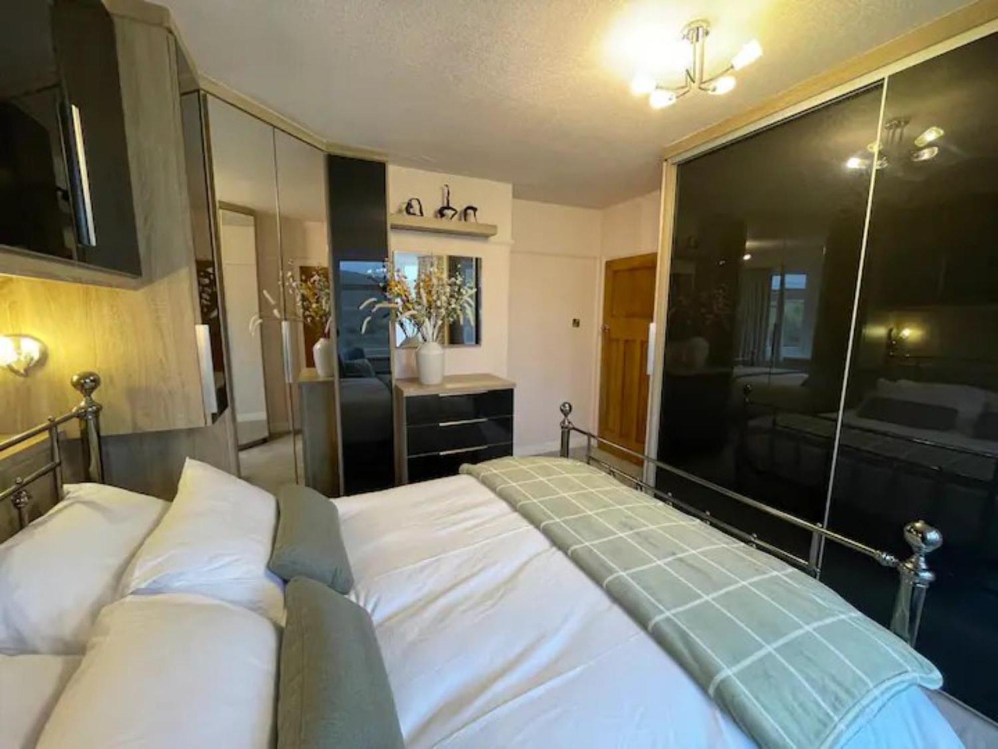Glossop Retreat - Pet Friendly Perfect for 6