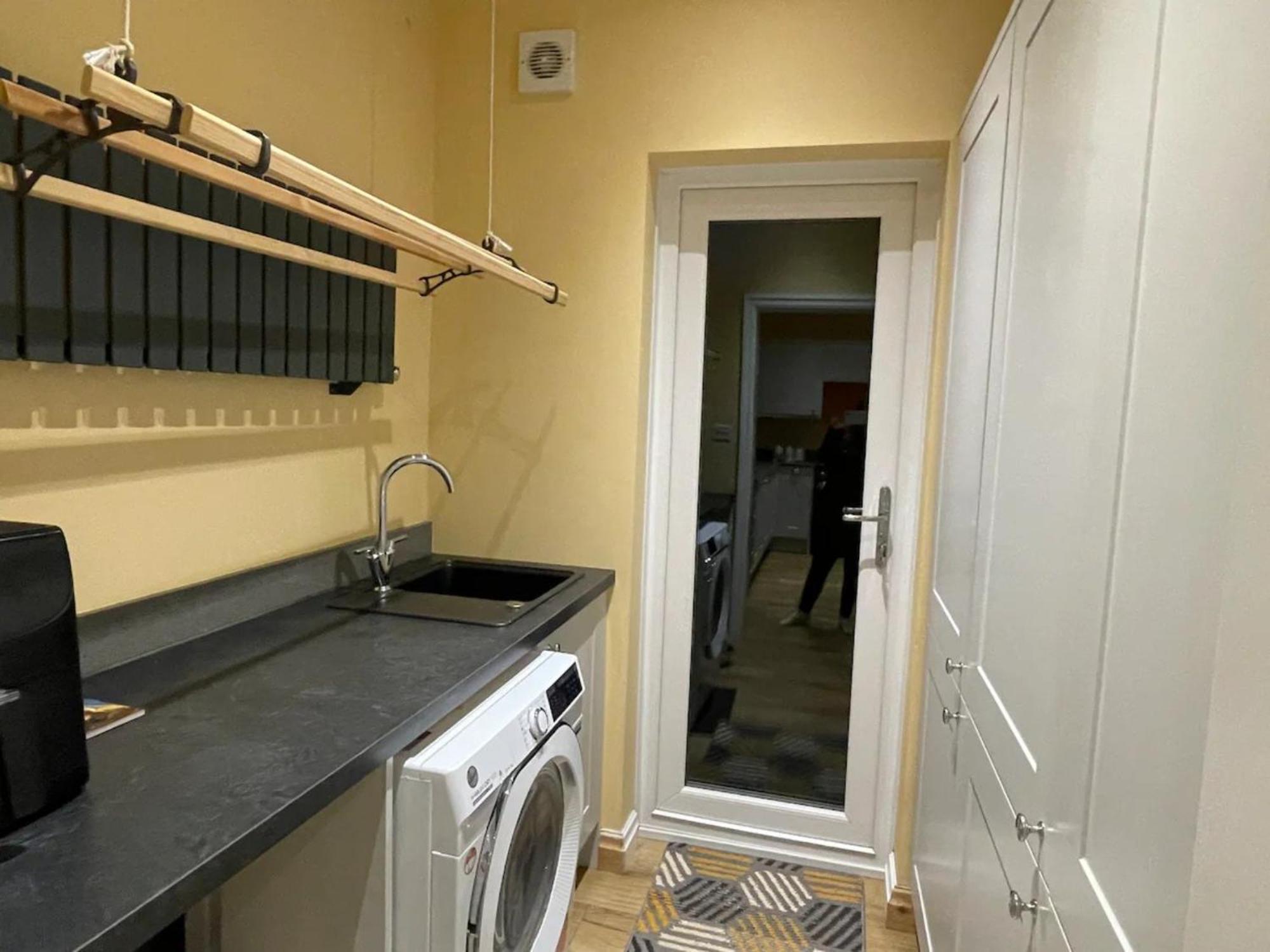Glossop Retreat - Pet Friendly Perfect for 6