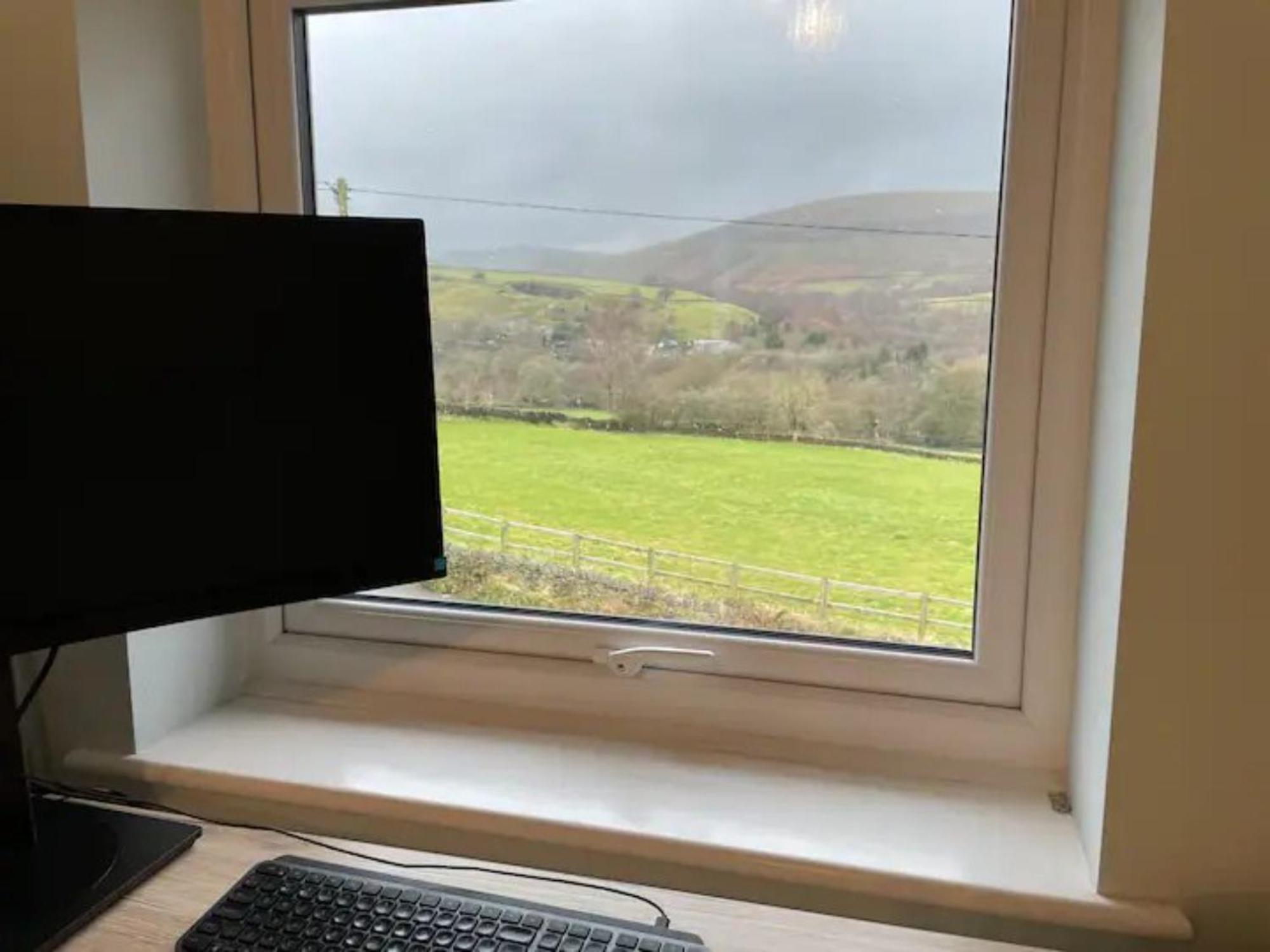 Glossop Retreat - Pet Friendly Perfect for 6