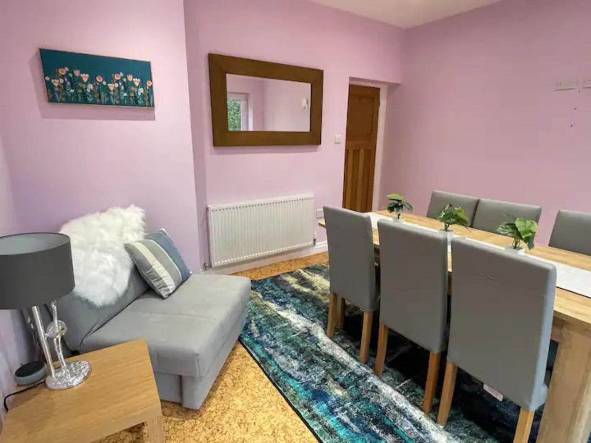 Glossop Retreat - Pet Friendly Perfect for 6