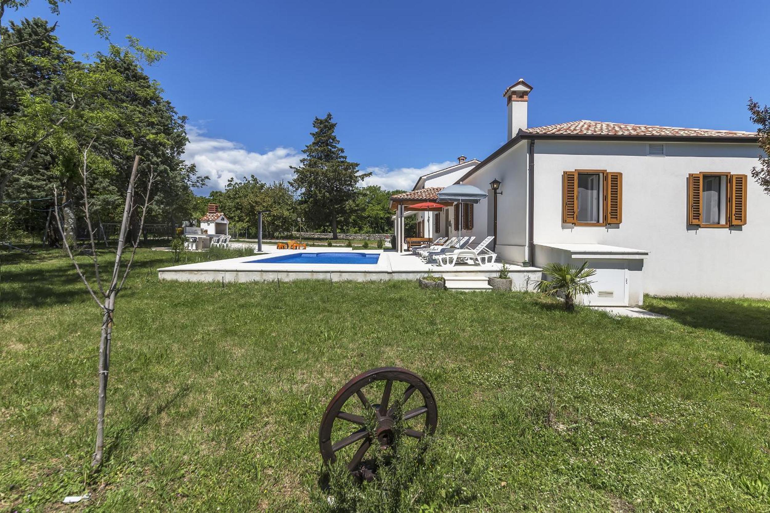 Villa Ana Labin for 12 person with 6 bedrooms & private pool view 2