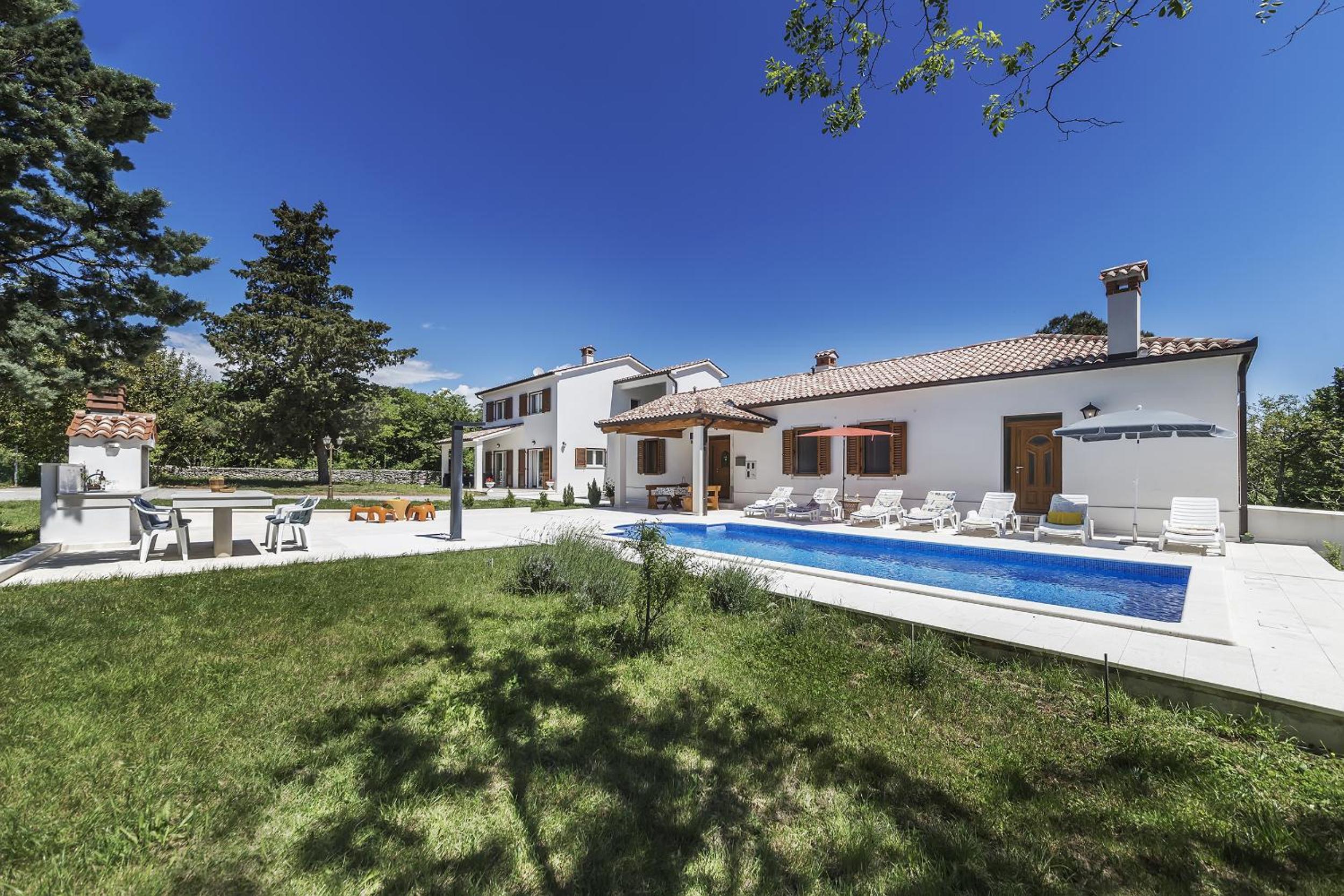 Villa Ana Labin for 12 person with 6 bedrooms & private pool view 5