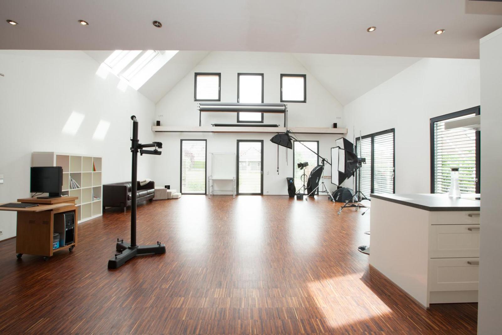 Kreatives Studio mit Galerie