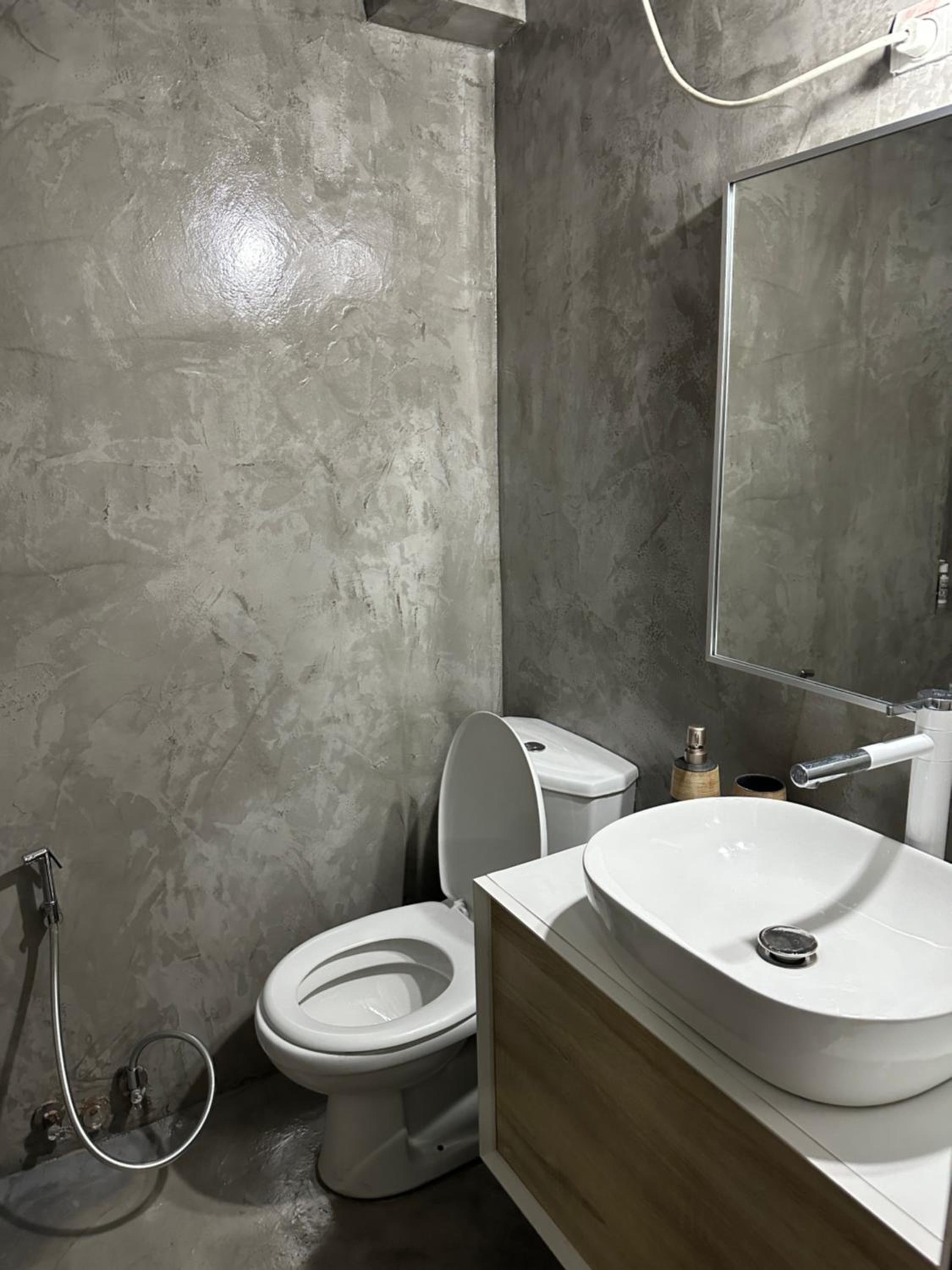 Kelly's Cozy Hideaway - Central Tirana