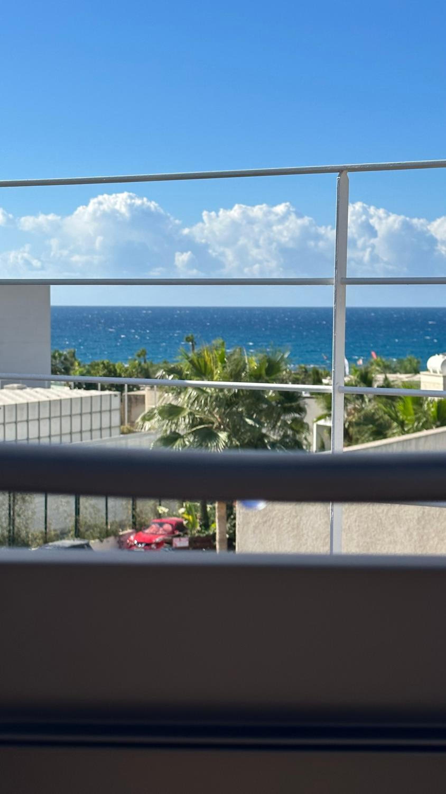 Leto beach house