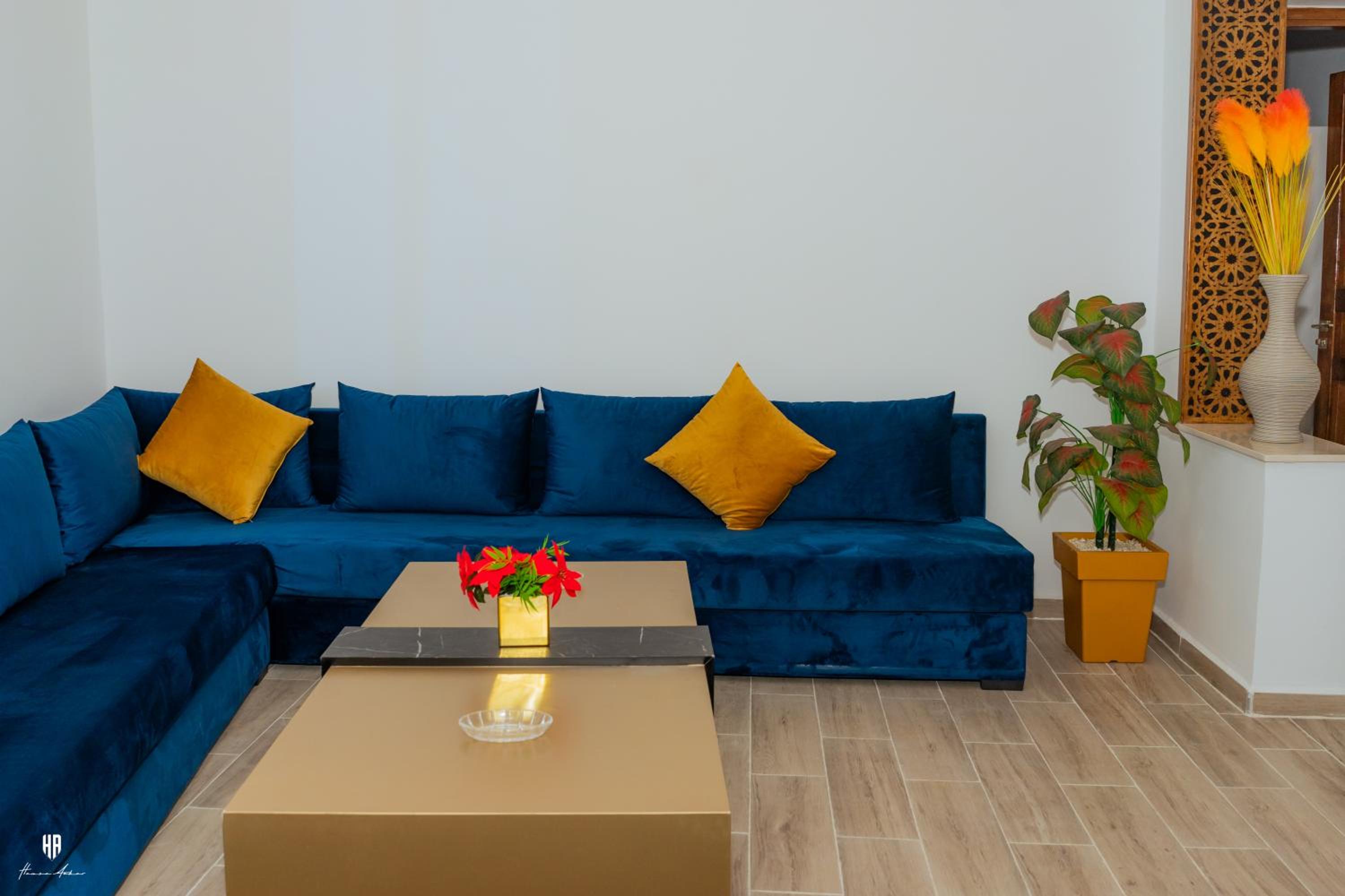 DAR BLANCA - Image 3