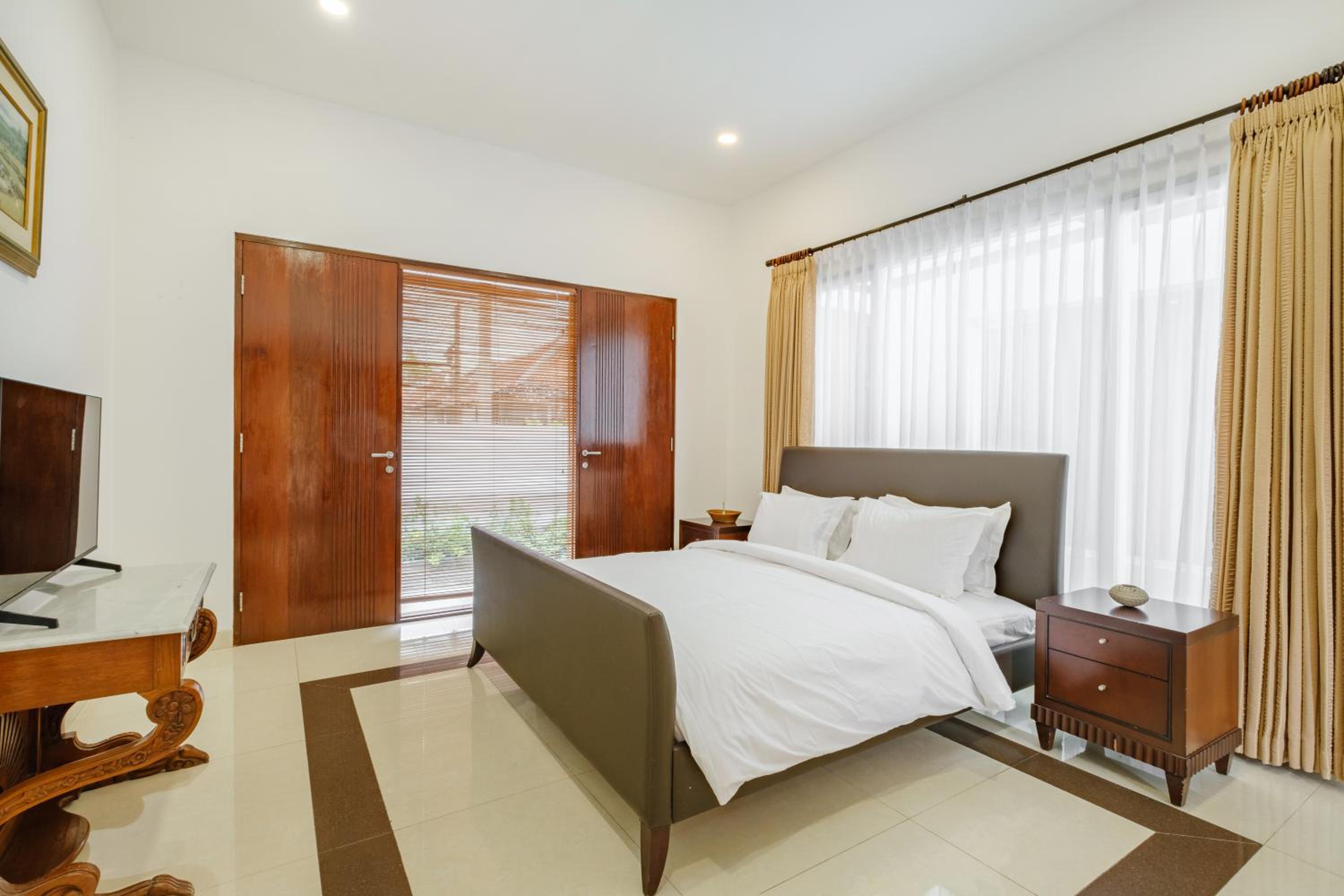 Annindra Suites