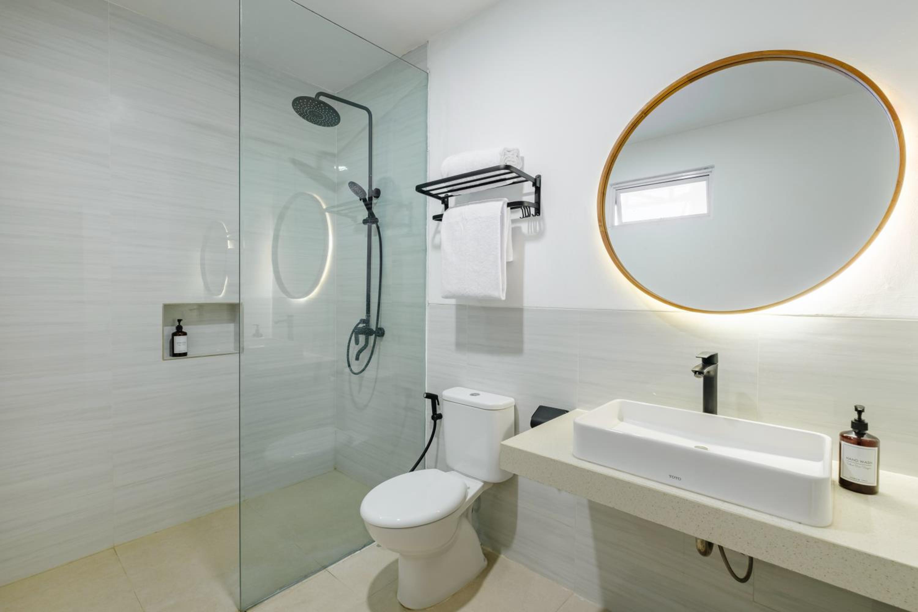 Annindra Suites