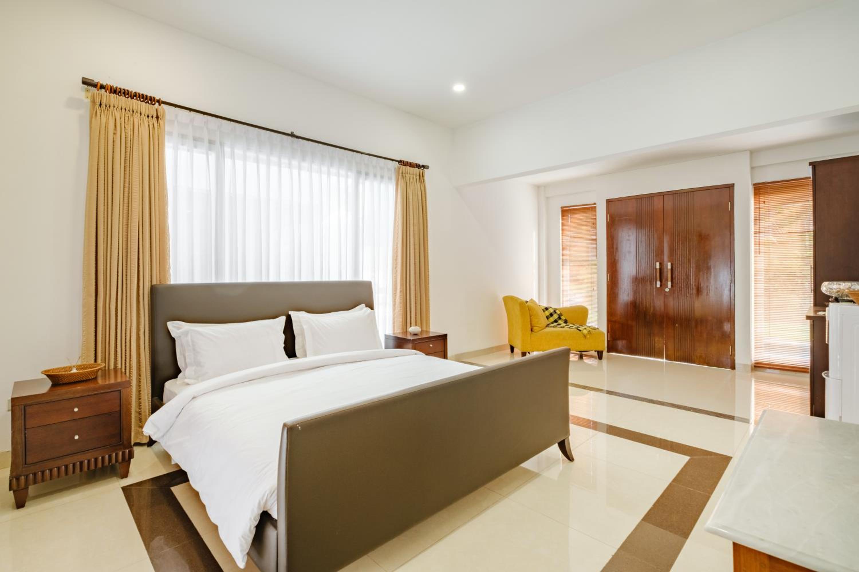 Annindra Suites