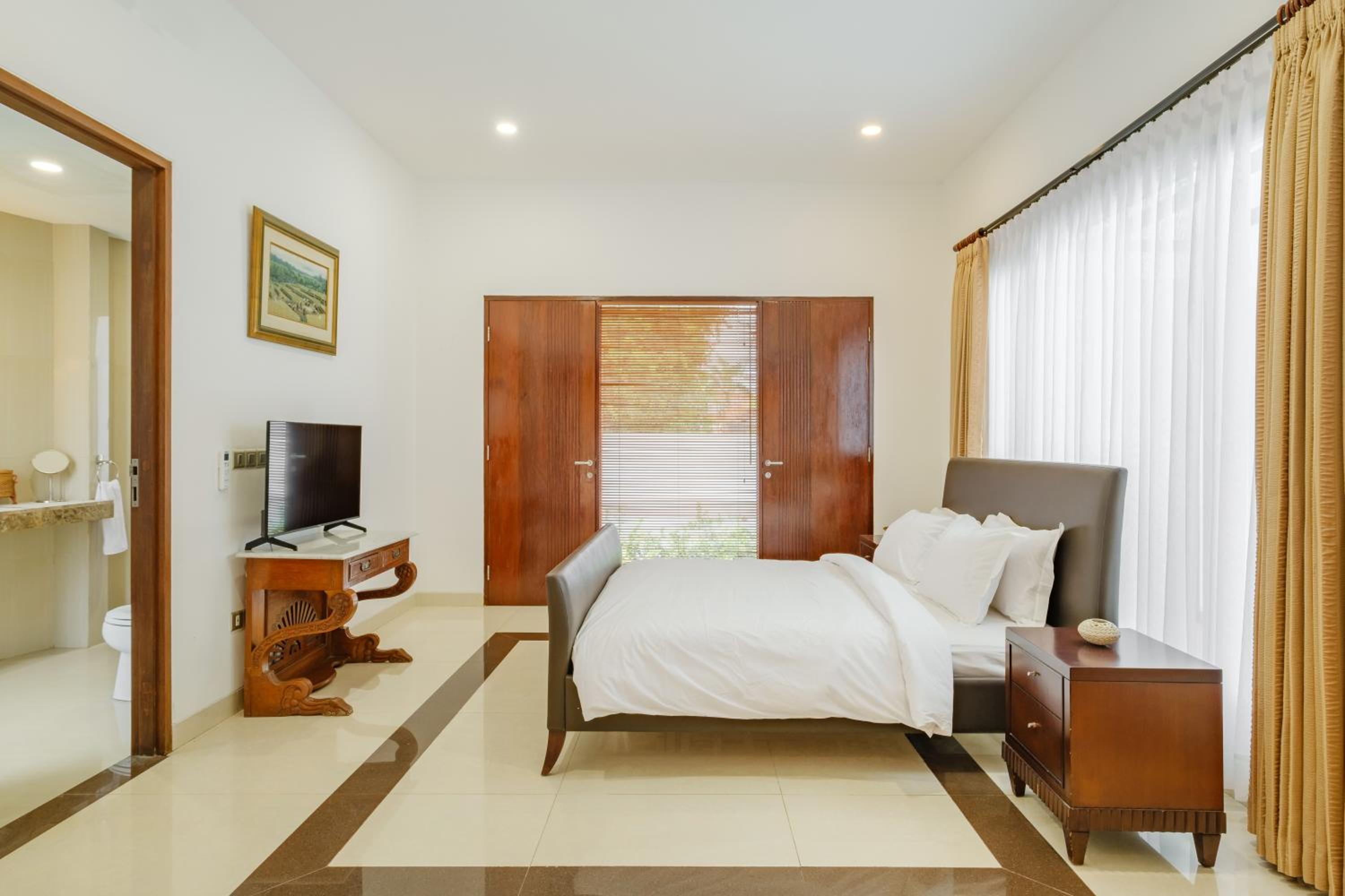 Annindra Suites