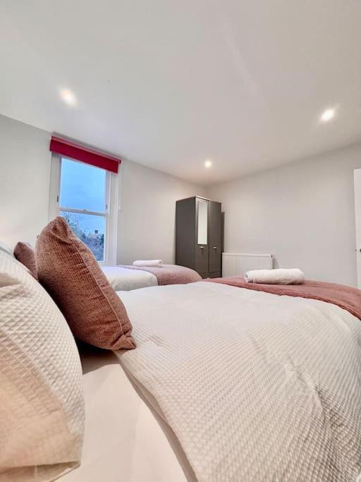 Immaculate 3BR home/freeparking view 5