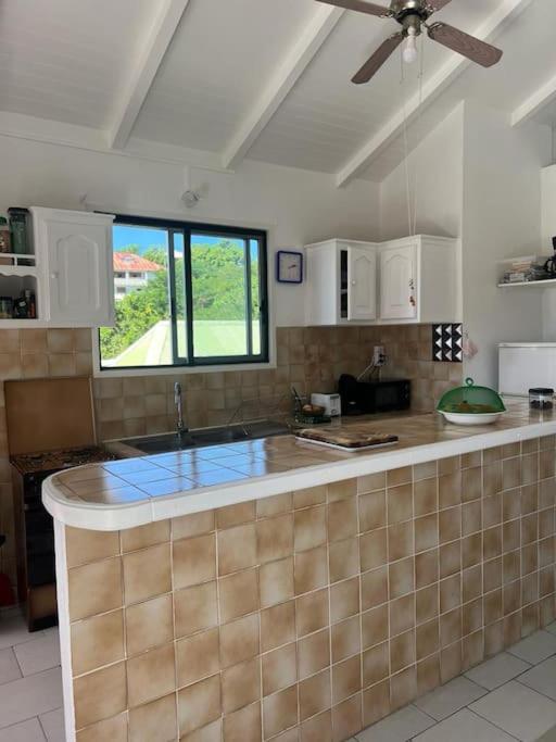 Terrasse des Manguiers : logement indépendant