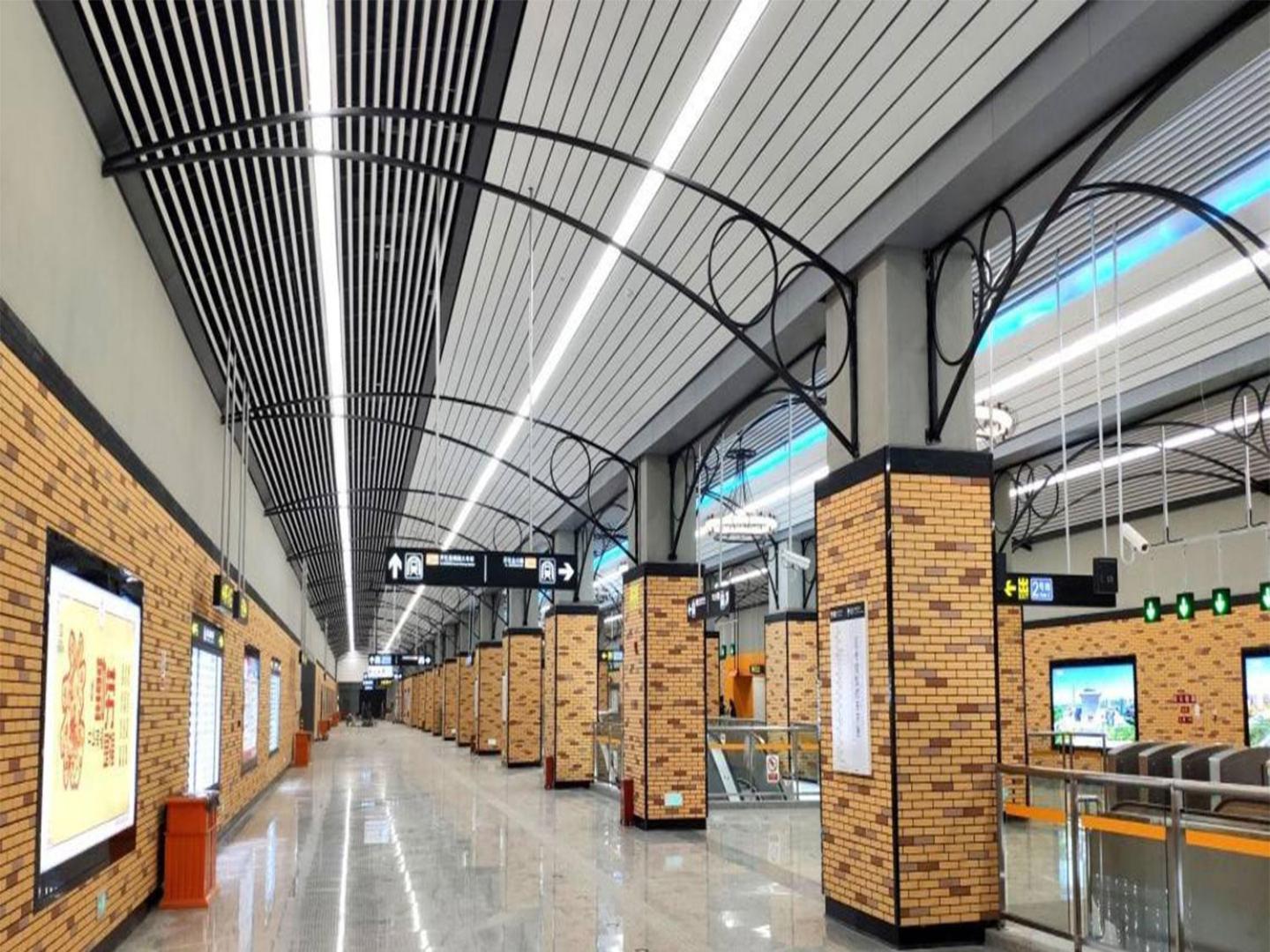 Annie Apartment - only 120 metres from Metro Line 2 Exit B of Chuanxingulou
