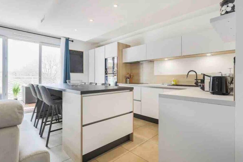 Q&R Renting - Appartement luxueux et Suites Design - Parking AC Mer