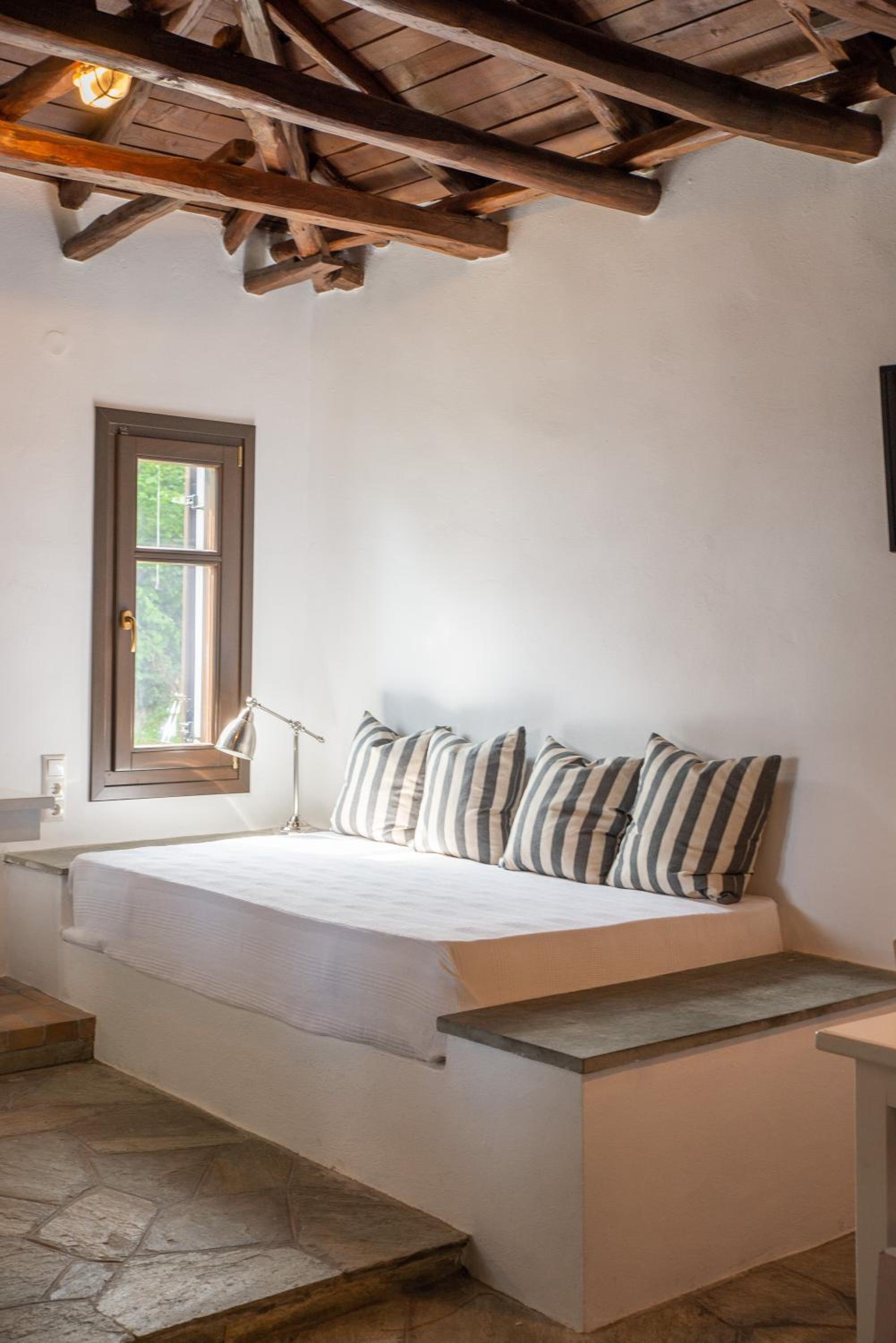 Aristi's Country Houses view 5