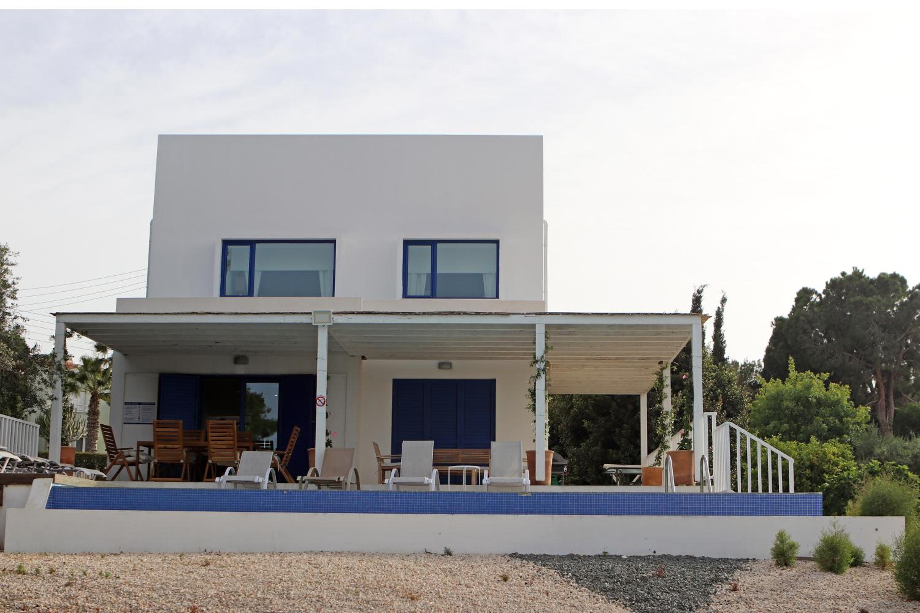 Villa Orchard by Tangerine