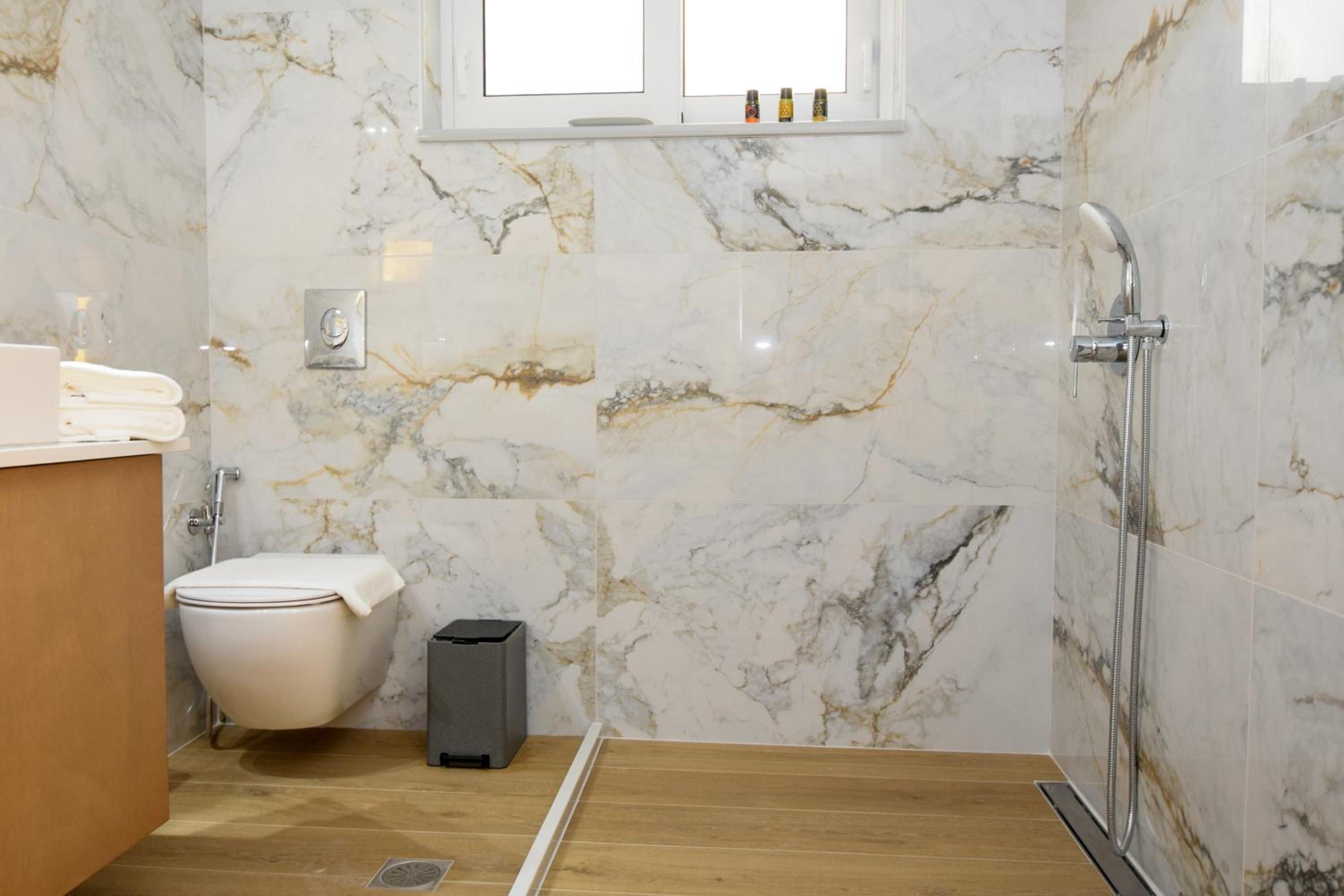 KATAKIS LUXURY APARTMENT