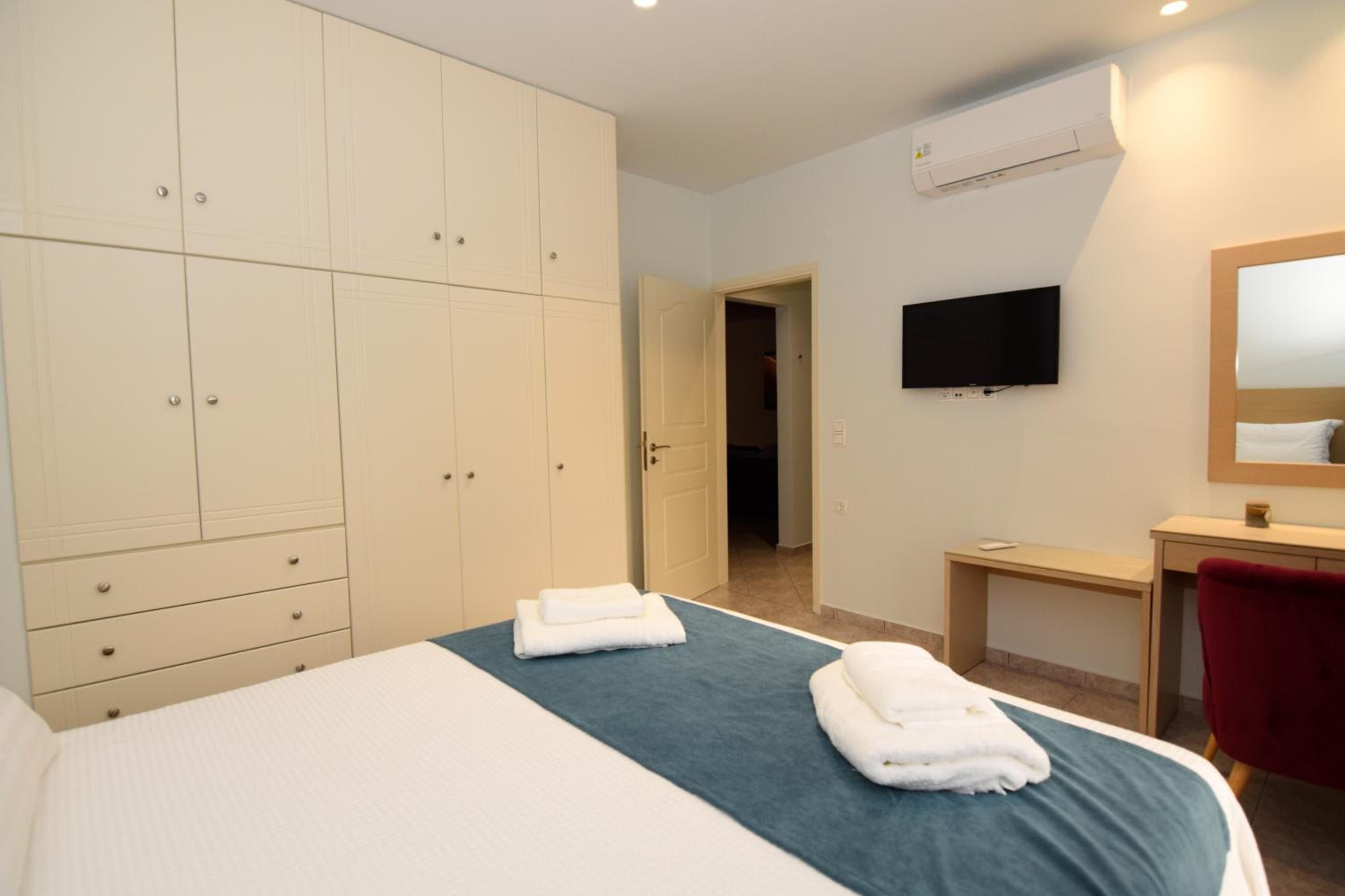 KATAKIS LUXURY APARTMENT