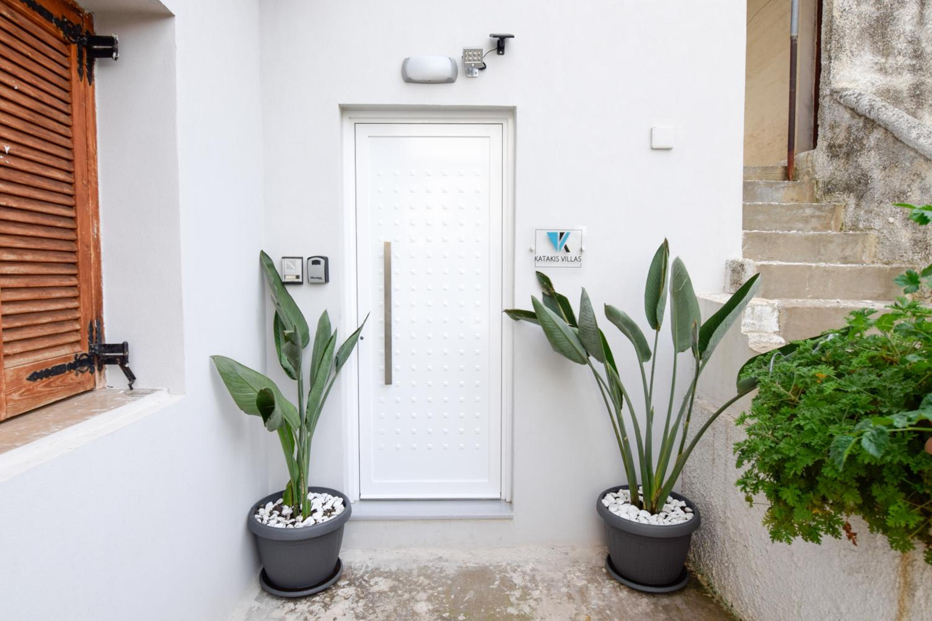 KATAKIS LUXURY APARTMENT