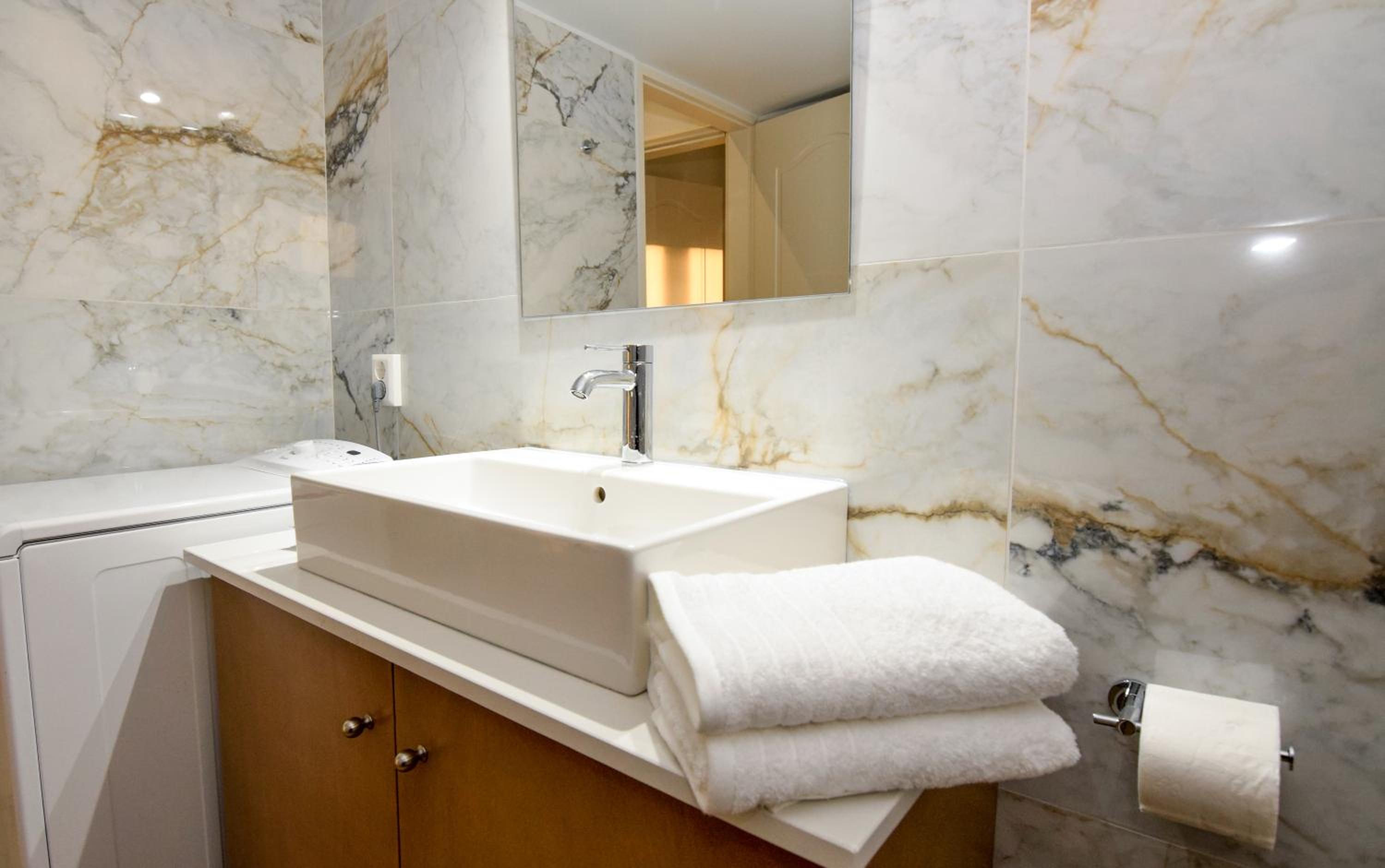 KATAKIS LUXURY APARTMENT