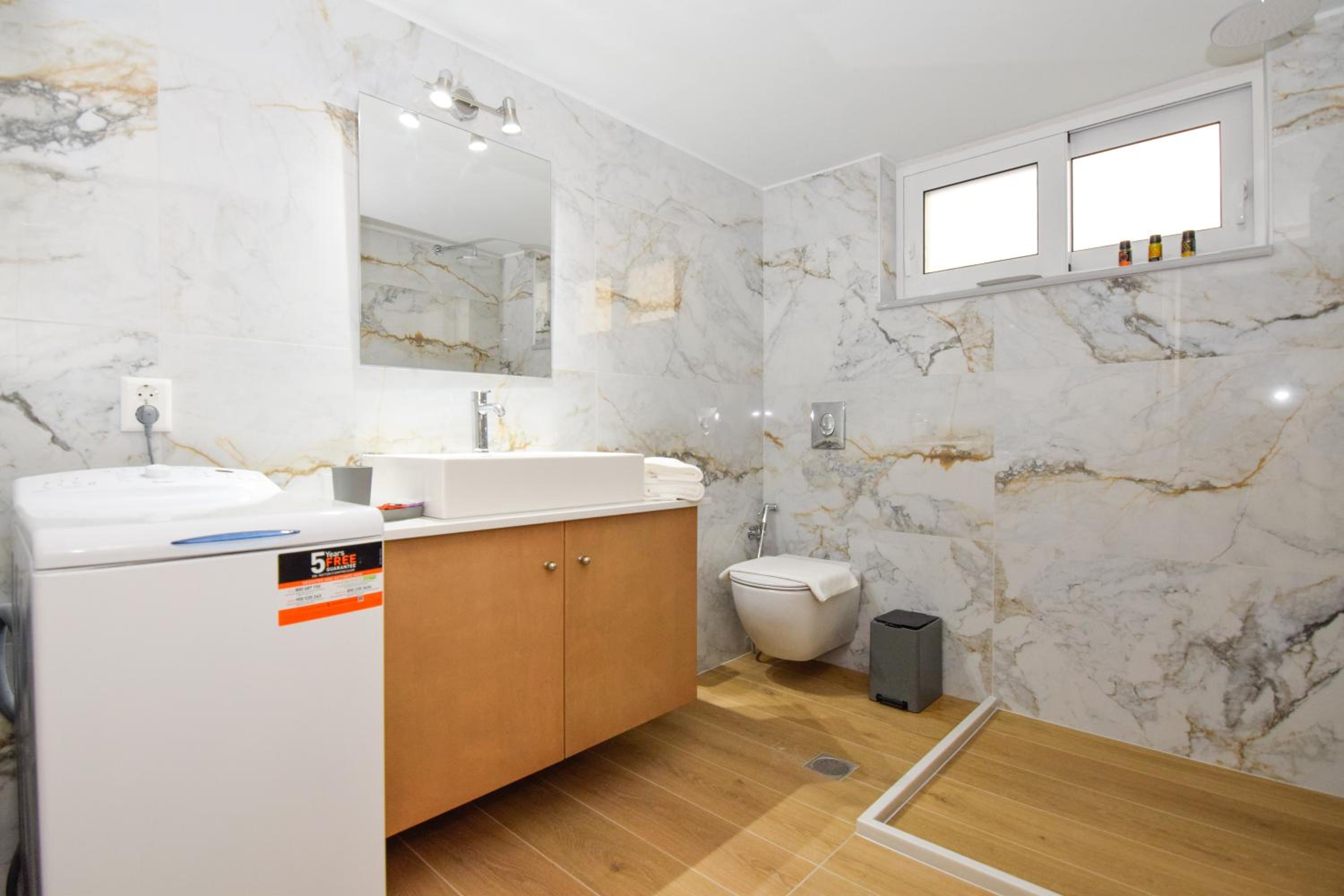 KATAKIS LUXURY APARTMENT