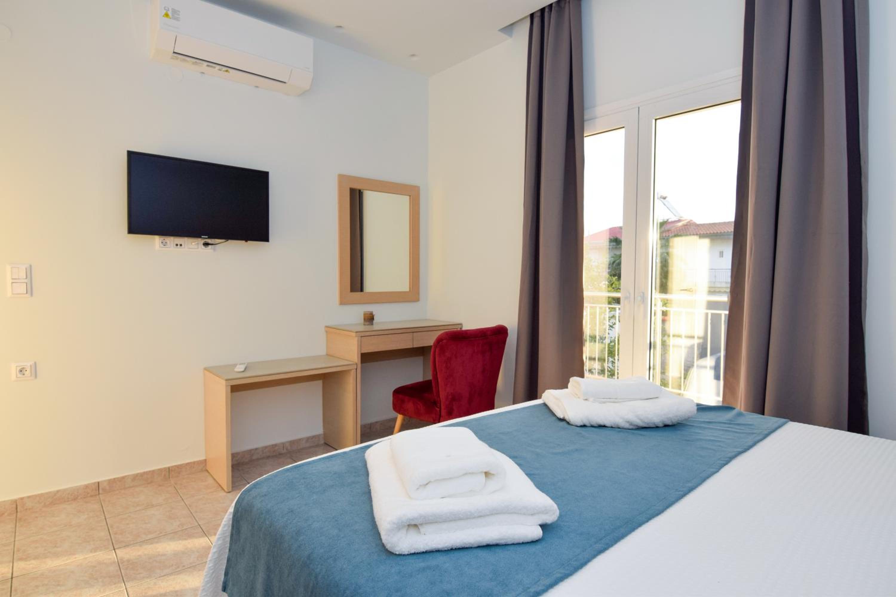KATAKIS LUXURY APARTMENT