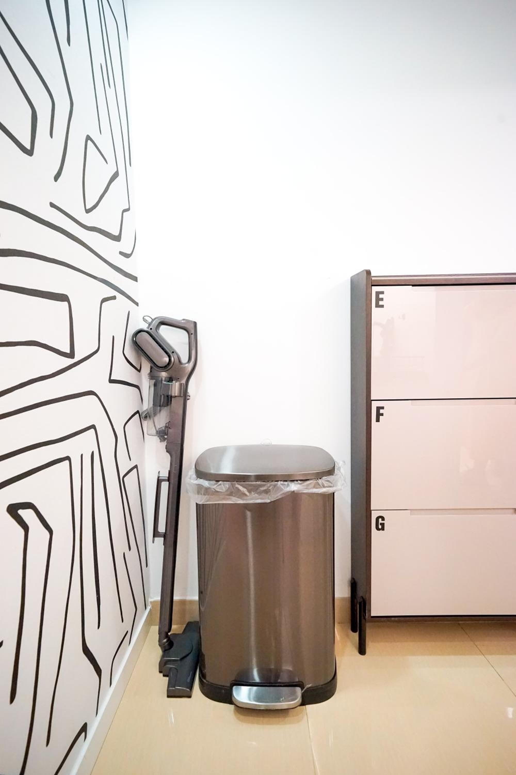 Student Accommodation - 292 Hennessy Road